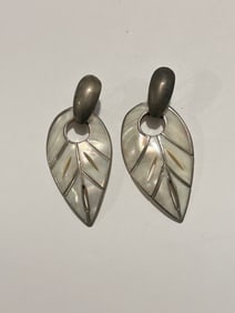 Vintage Mother of pearl Fashion leaf Earrings