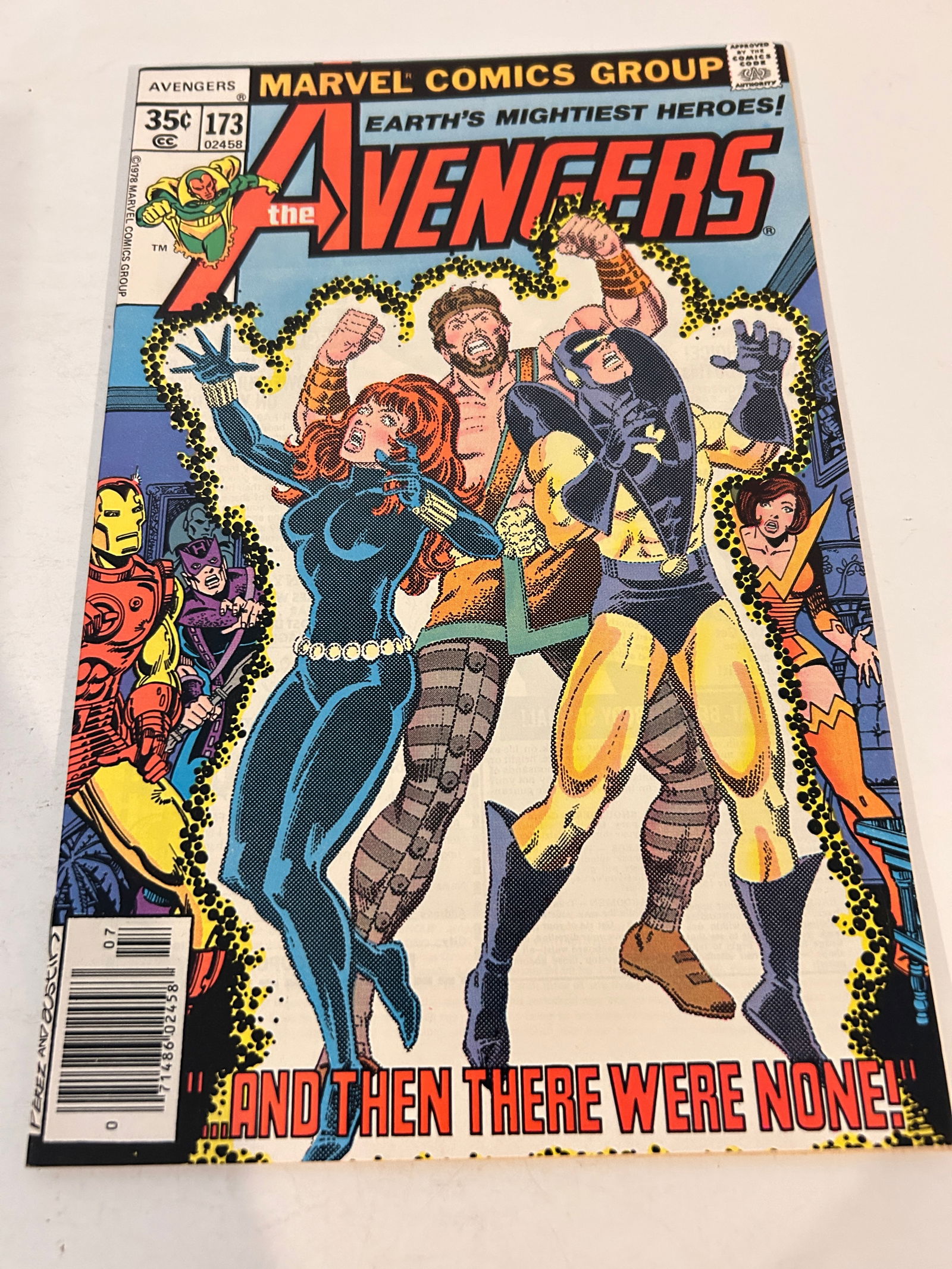Vintage Comic Book the Avengers # 173: Vintage Comic Book the Avengers # 173 Please view all photos as they are part of the description and condition of this Item, Feel free to contact me with questions or picture requests! Used Item AS IS