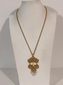 Vintage gold tone pendant Necklace 24"