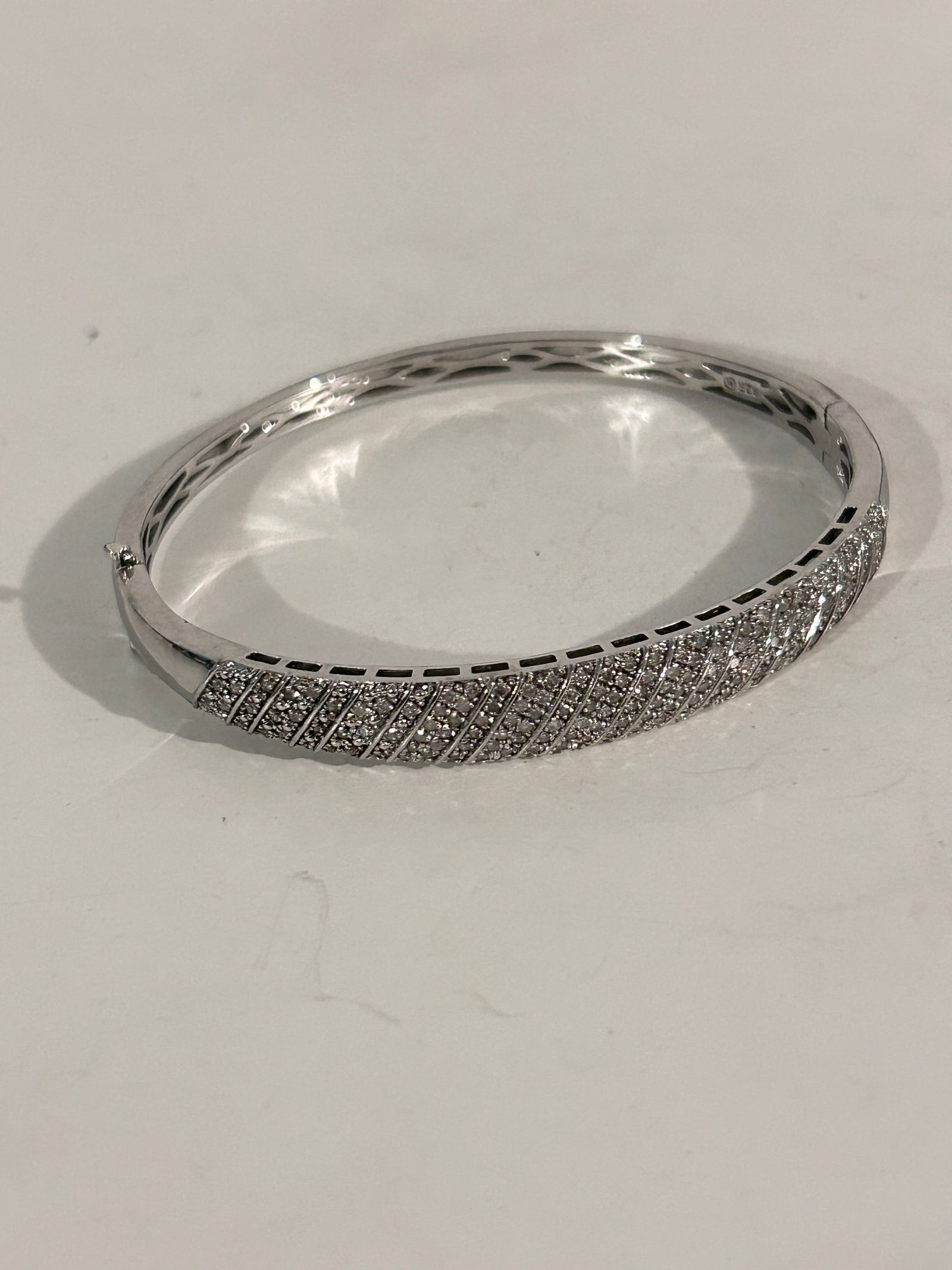 Vintage Sterling Silver Moissanite hinged Signed M in circle Bracelet 7" (1 of 6)