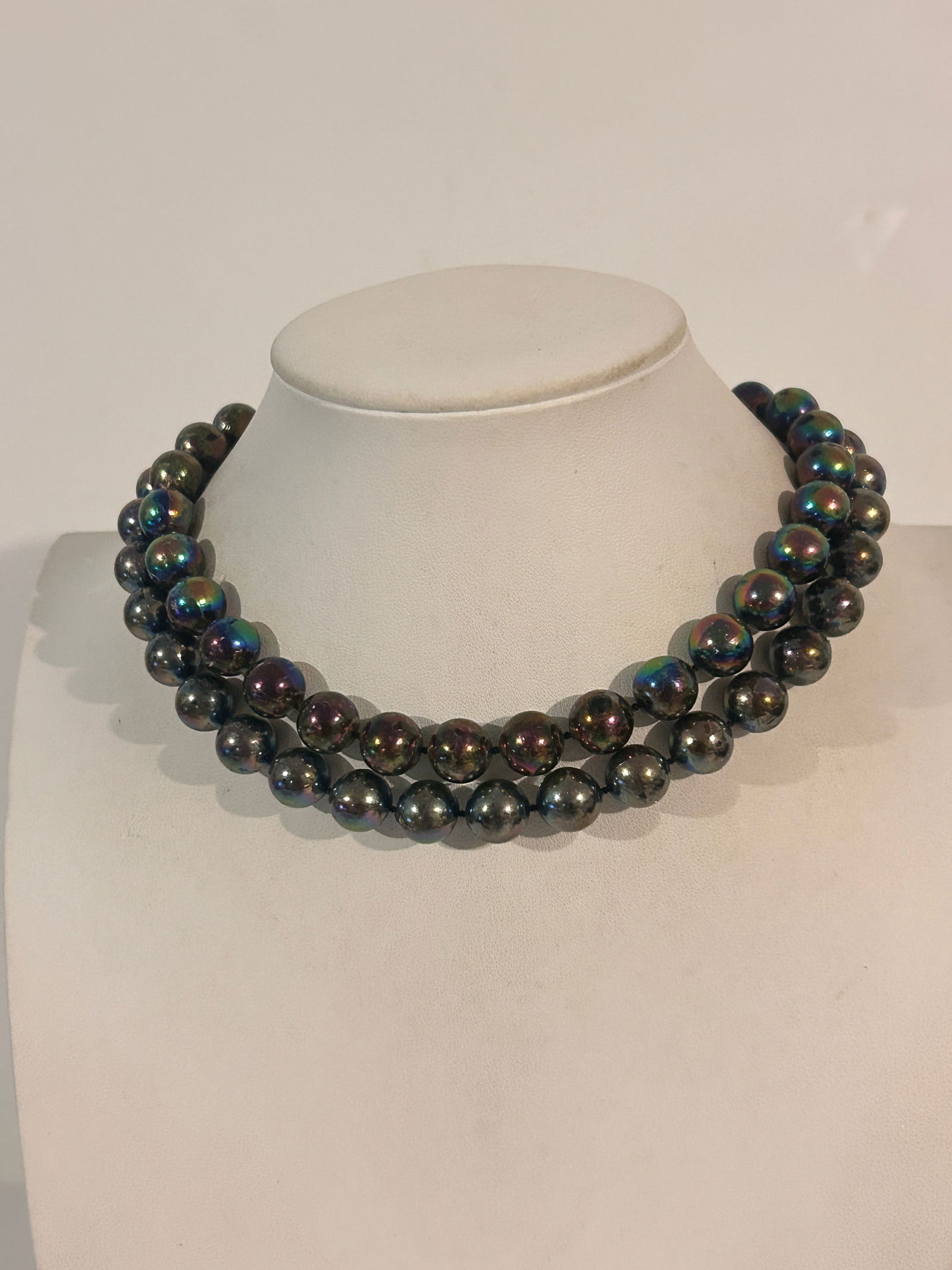 Vintage Japan 2 strand bead Necklace 12": Vintage Japan 2 strand bead Necklace 12" Please view all photos as they are part of the description and condition of this Item, Feel free to contact me with questions or picture requests! Used Item AS