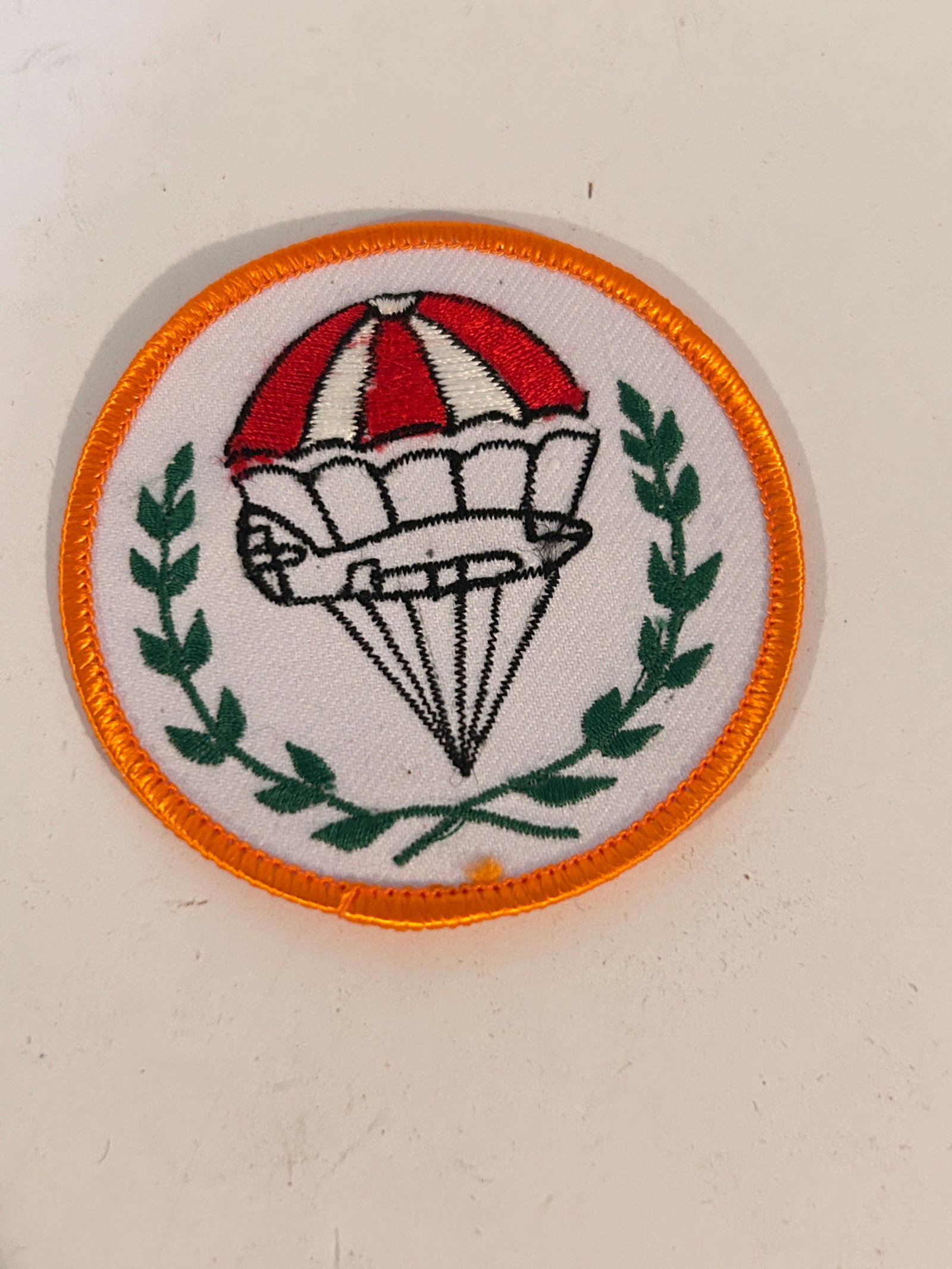 Vintage Military Patch: Vintage Military Patch Please view all photos as they are part of the description and condition of this Item, Feel free to contact me with questions or picture requests! Used Item AS IS