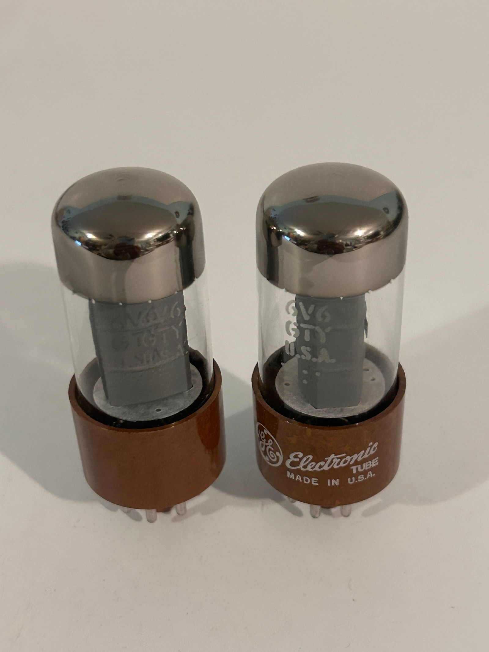 Matched Pair GE 6V6GTY Power Tubes Clear Glass Gray Plates (1 of 4)