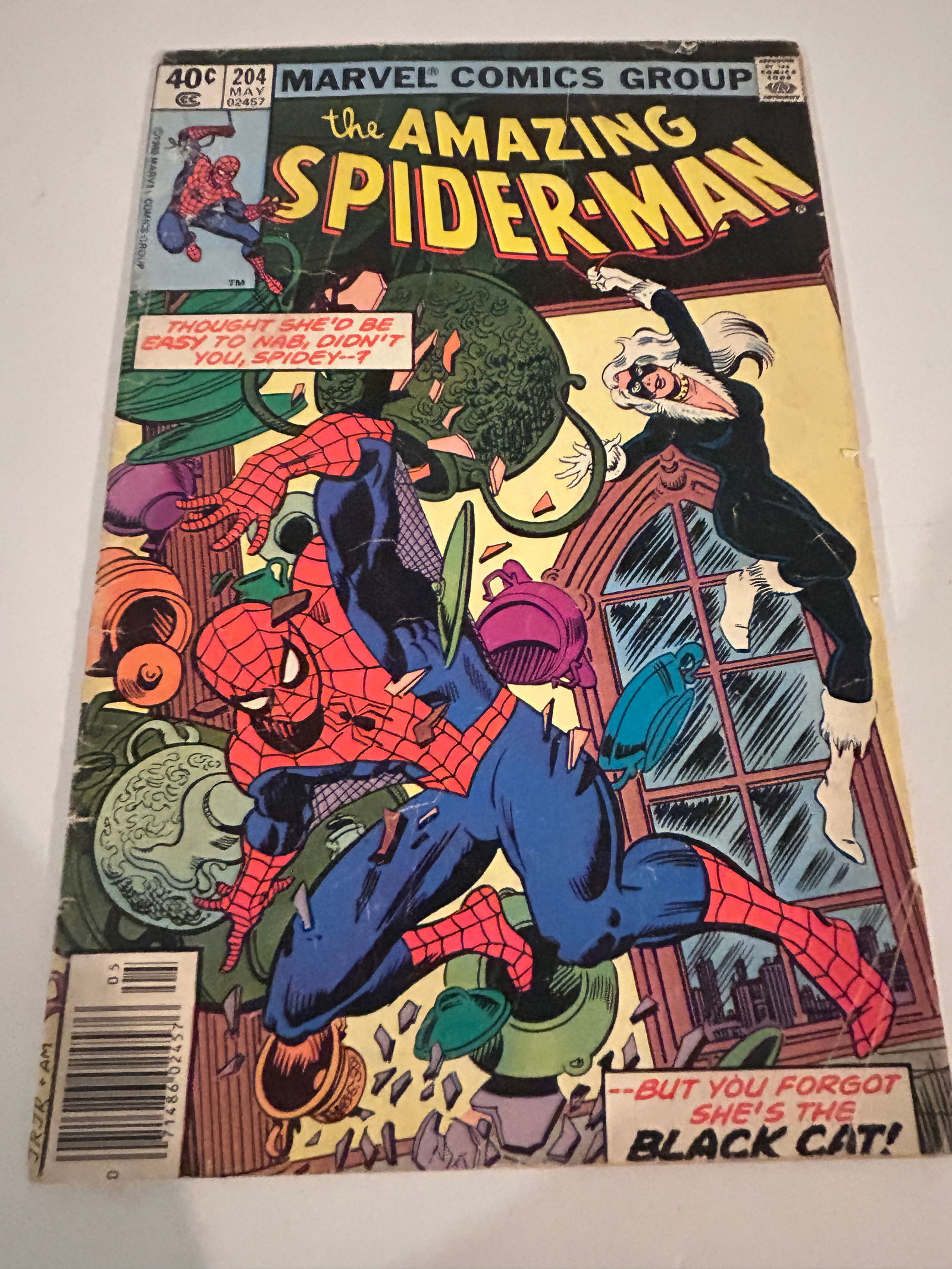 Vintage Comic Book the Amazing SpiderMan # 204: Vintage Comic Book the Amazing SpiderMan # 204 Please view all photos as they are part of the description and condition of this Item, Feel free to contact me with questions or picture requests! Used I