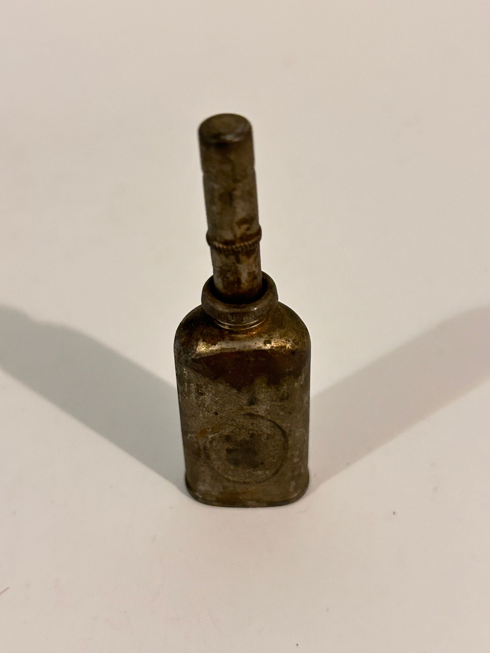 Antique Brass Oil Tin With Needle Screw on Cap Unique  Sewing Machine Tool 1897 (1 of 3)