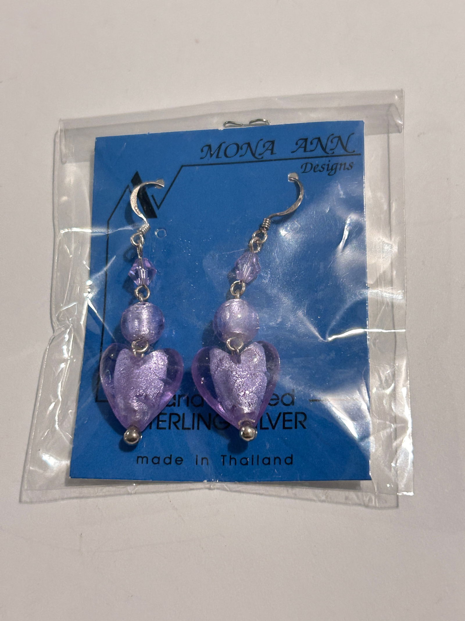 Vintage Amethyst Mona Ann Sterling Silver Earrings: Vintage Amethyst Mona Ann Sterling Silver Earrings Please view all photos as they are part of the description and condition of this Item, Feel free to contact me with questions or picture requests! Us
