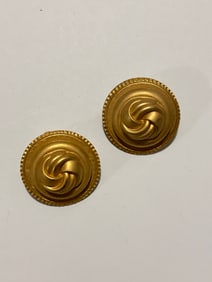 Vintage  Gold tone Fashion Earrings