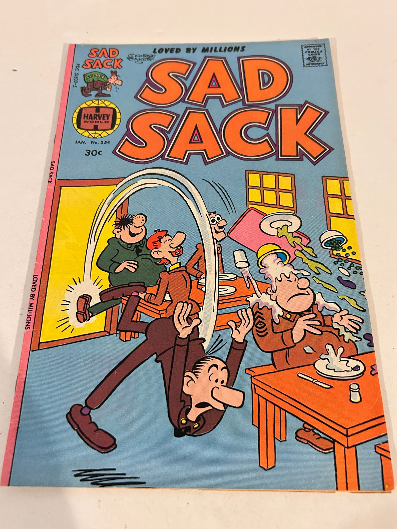Vintage Comic Book Sad Sack # 254: Vintage Comic Book Sad Sack # 254 Please view all photos as they are part of the description and condition of this Item, Feel free to contact me with questions or picture requests! Used Item AS IS