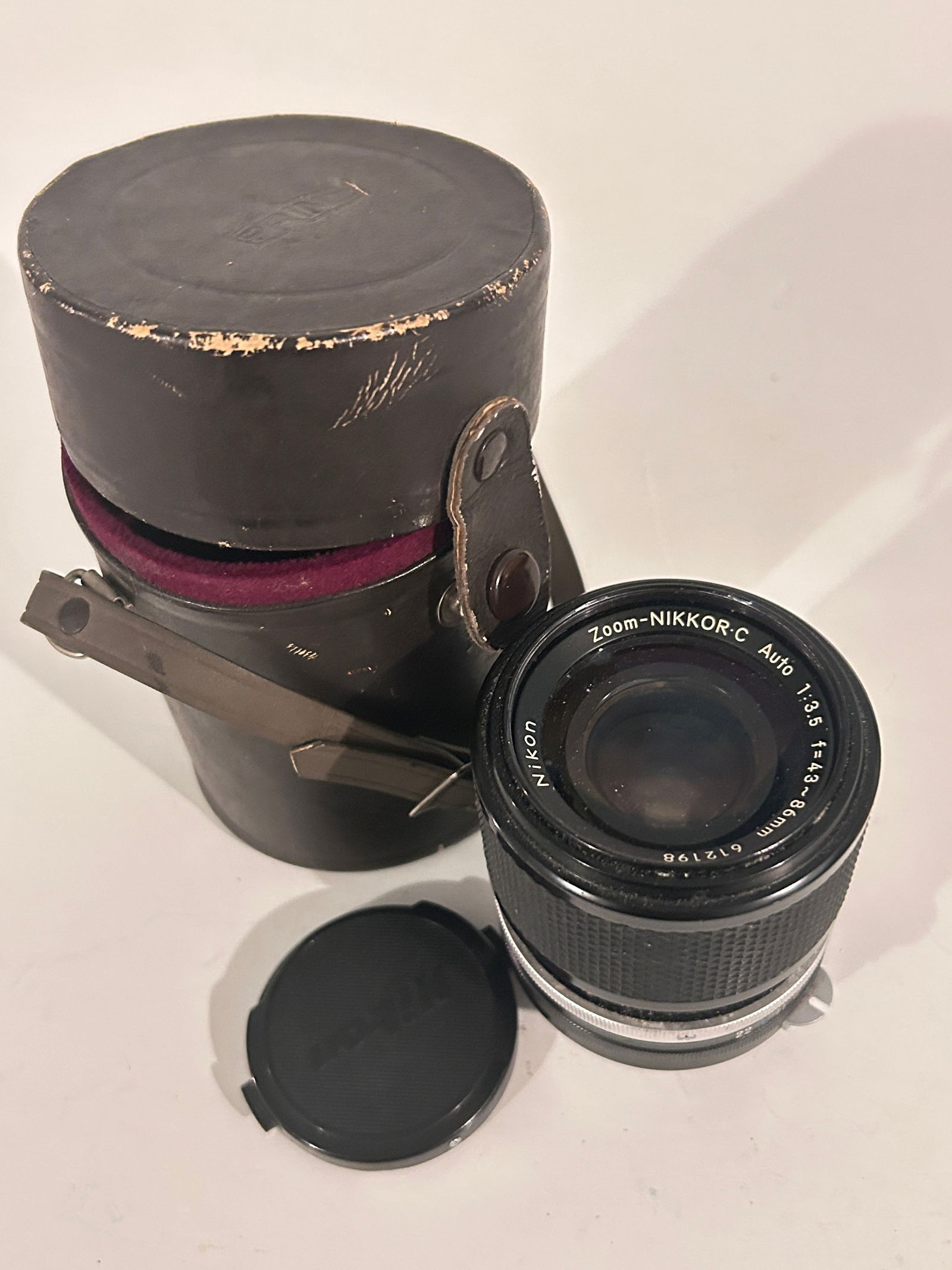 Vintage Nikon Nikkor C Auto 1 3.5 Lens (1 of 7)