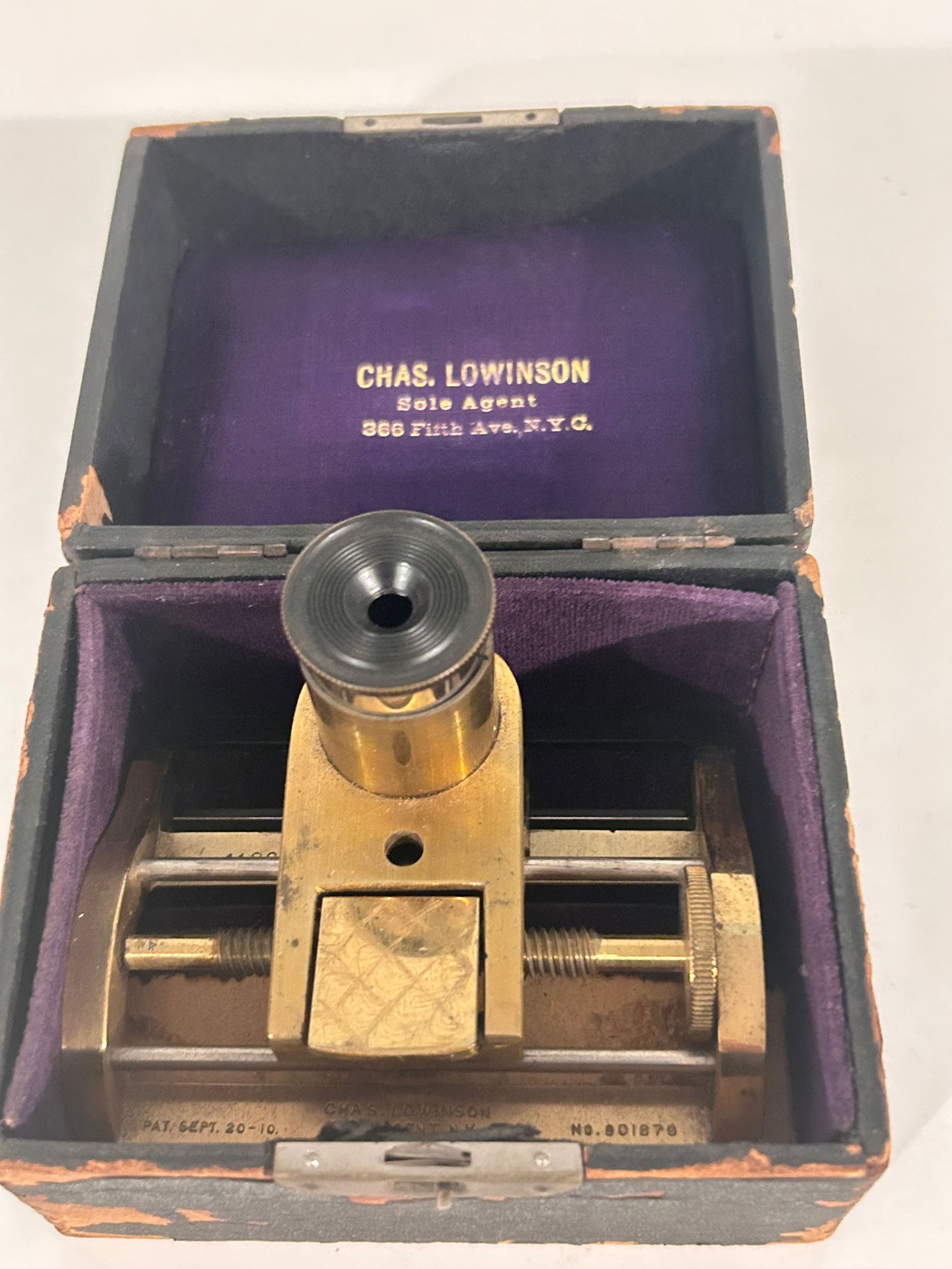 Vintage Antique Chas Lowinson Brass Micrometer (1 of 8)