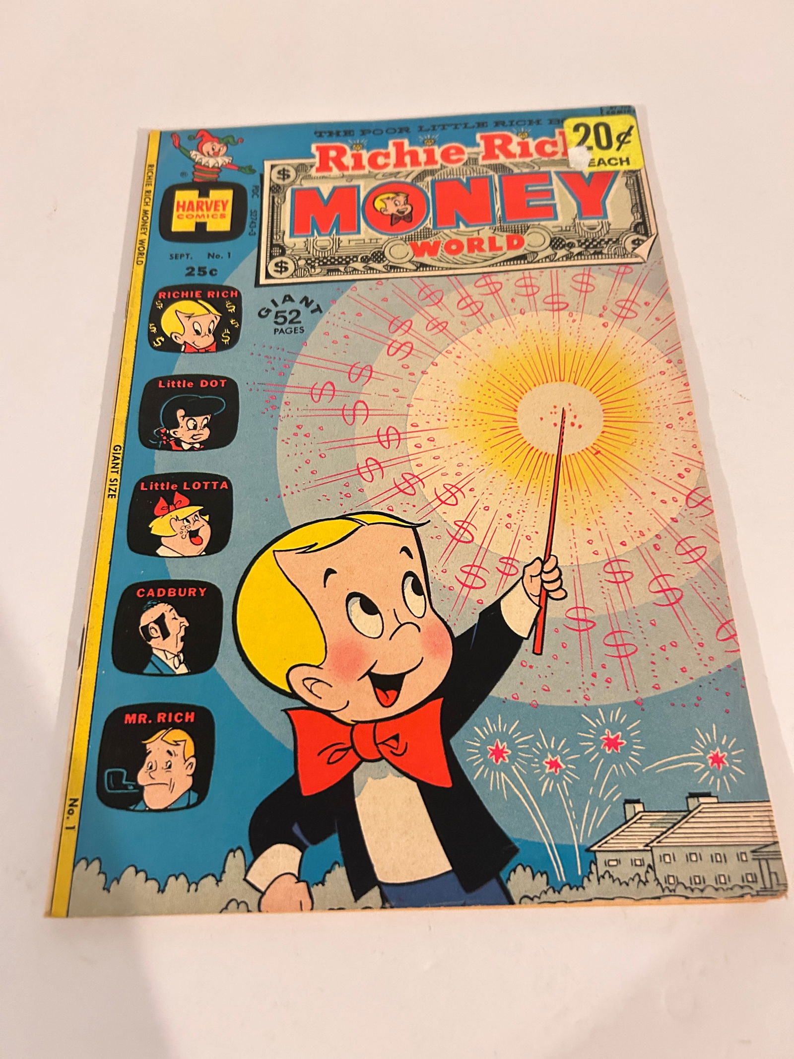 Vintage Comic Book Richie Rich Money World # 1 (1 of 2)