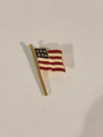 Vintage American flag lapel pin or brooch