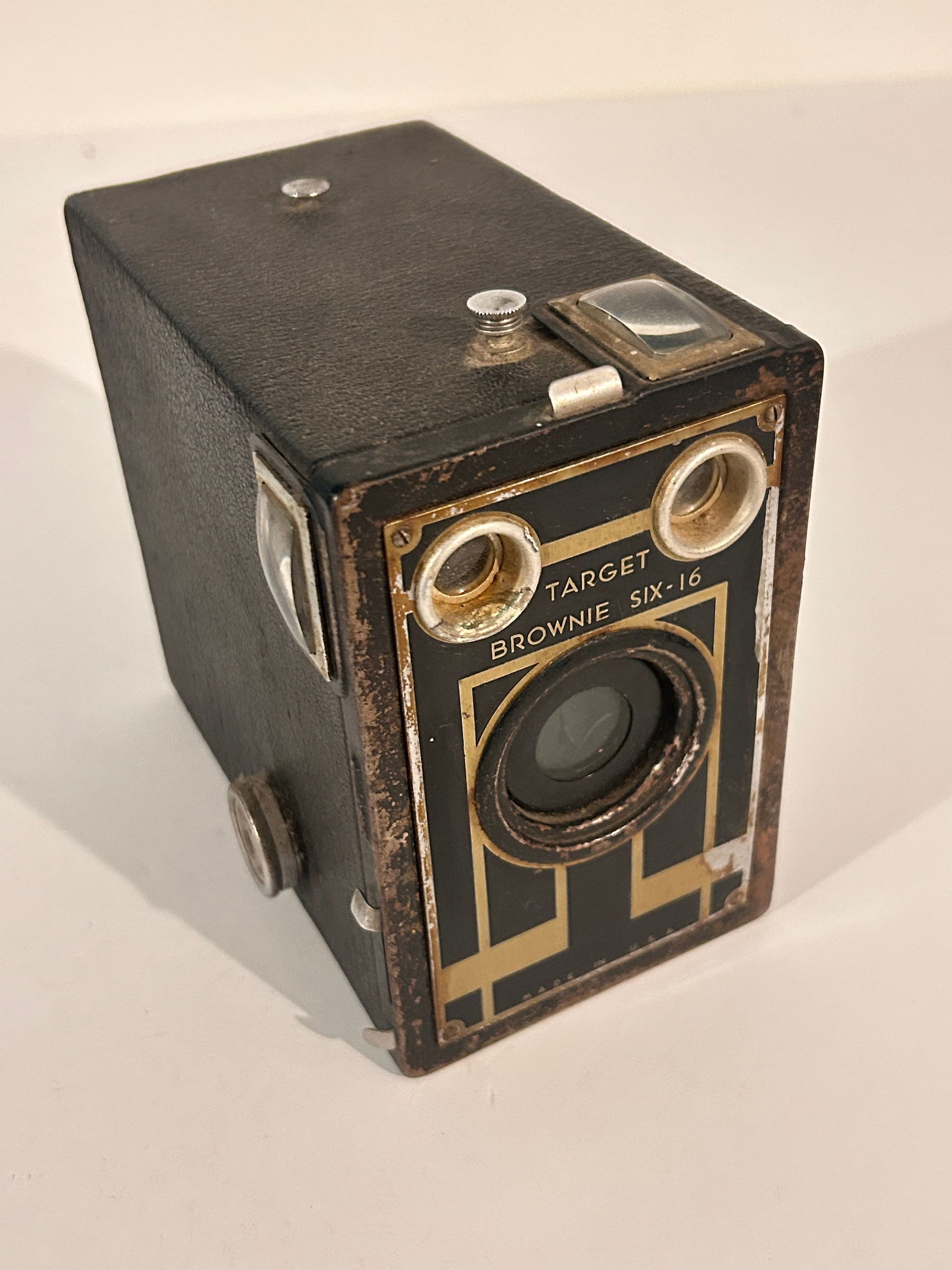 Kodak Brownie Target Six-16 box camera, a vintage camera model produced in the 1940s (1 of 4)