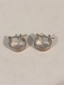 Vintage Sterling Silver mini hoop Earrings