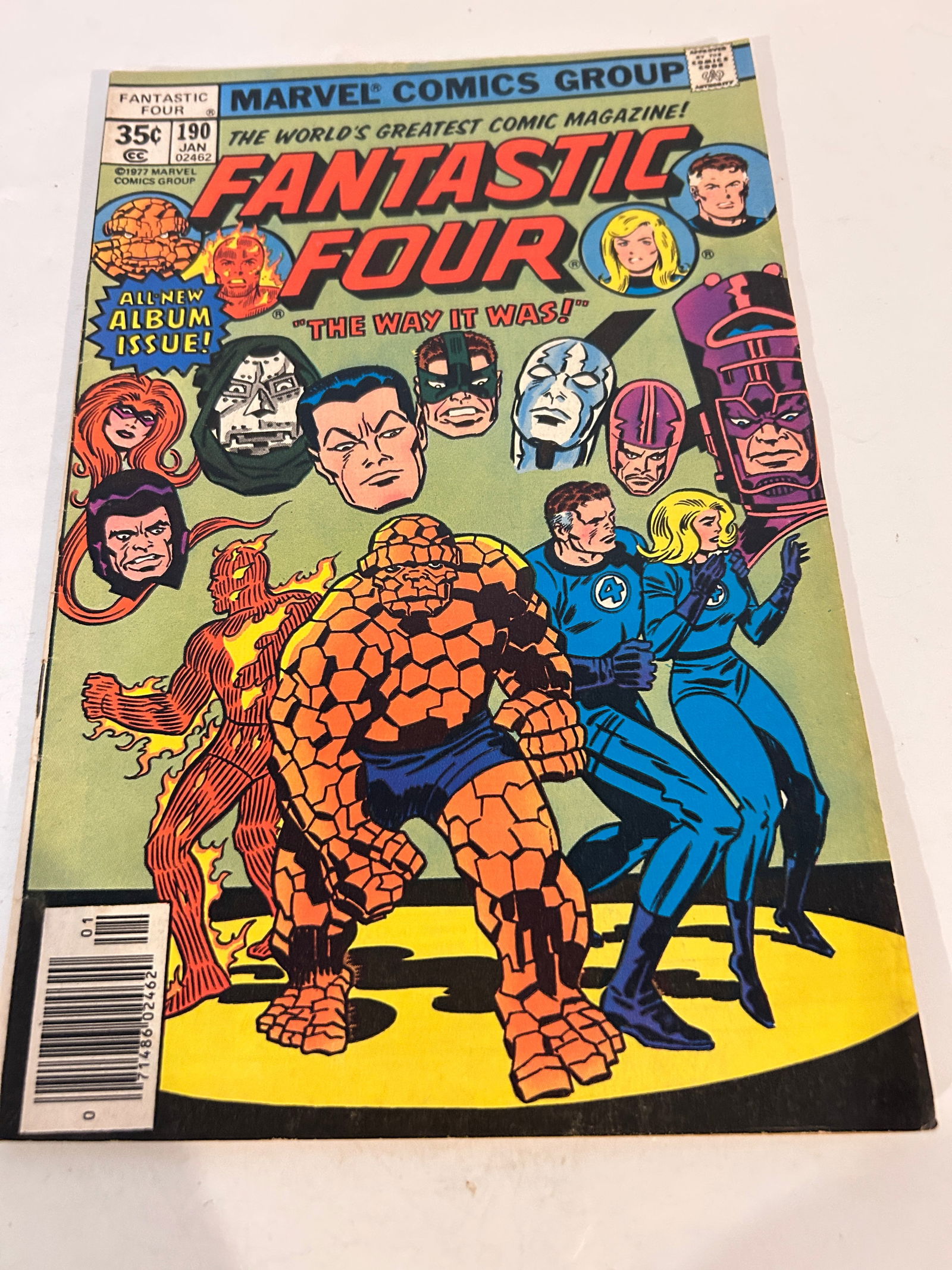 Vintage Comic Book Fantastic Four # 190: Vintage Comic Book Fantastic Four # 190 Please view all photos as they are part of the description and condition of this Item, Feel free to contact me with questions or picture requests! Used Item AS