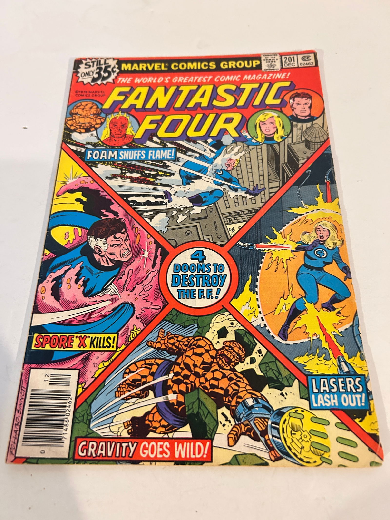 Vintage Comic Book Fantastic Four # 201: Vintage Comic Book Fantastic Four # 201 Please view all photos as they are part of the description and condition of this Item, Feel free to contact me with questions or picture requests! Used Item AS