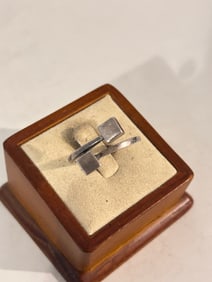 Vintage Sterling Silver Modernist Ring Size 9