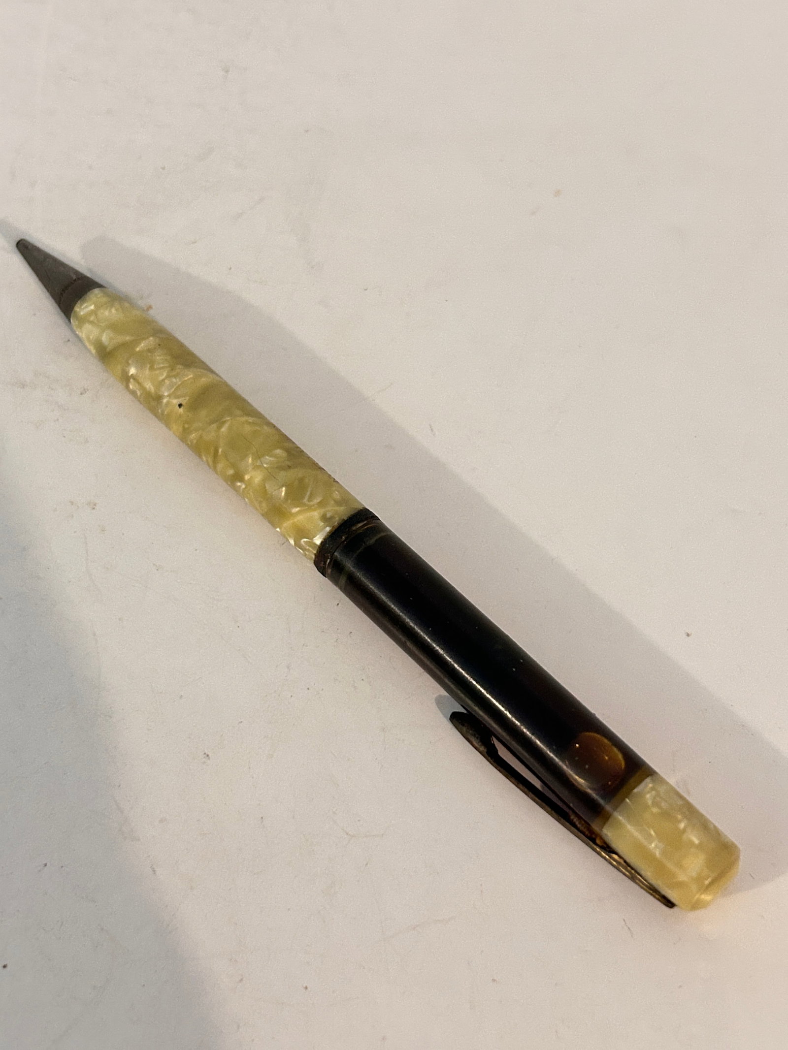 Rare 1950's PUROLATOR Mechanical Pencil Oil Filled Top Motor Improvements Newark: Rare 1950's PUROLATOR Mechanical Pencil Oil Filled Top Motor Improvements Newark Please view all photos as they are part of the description and condition of this Item, Feel free to contact me with que