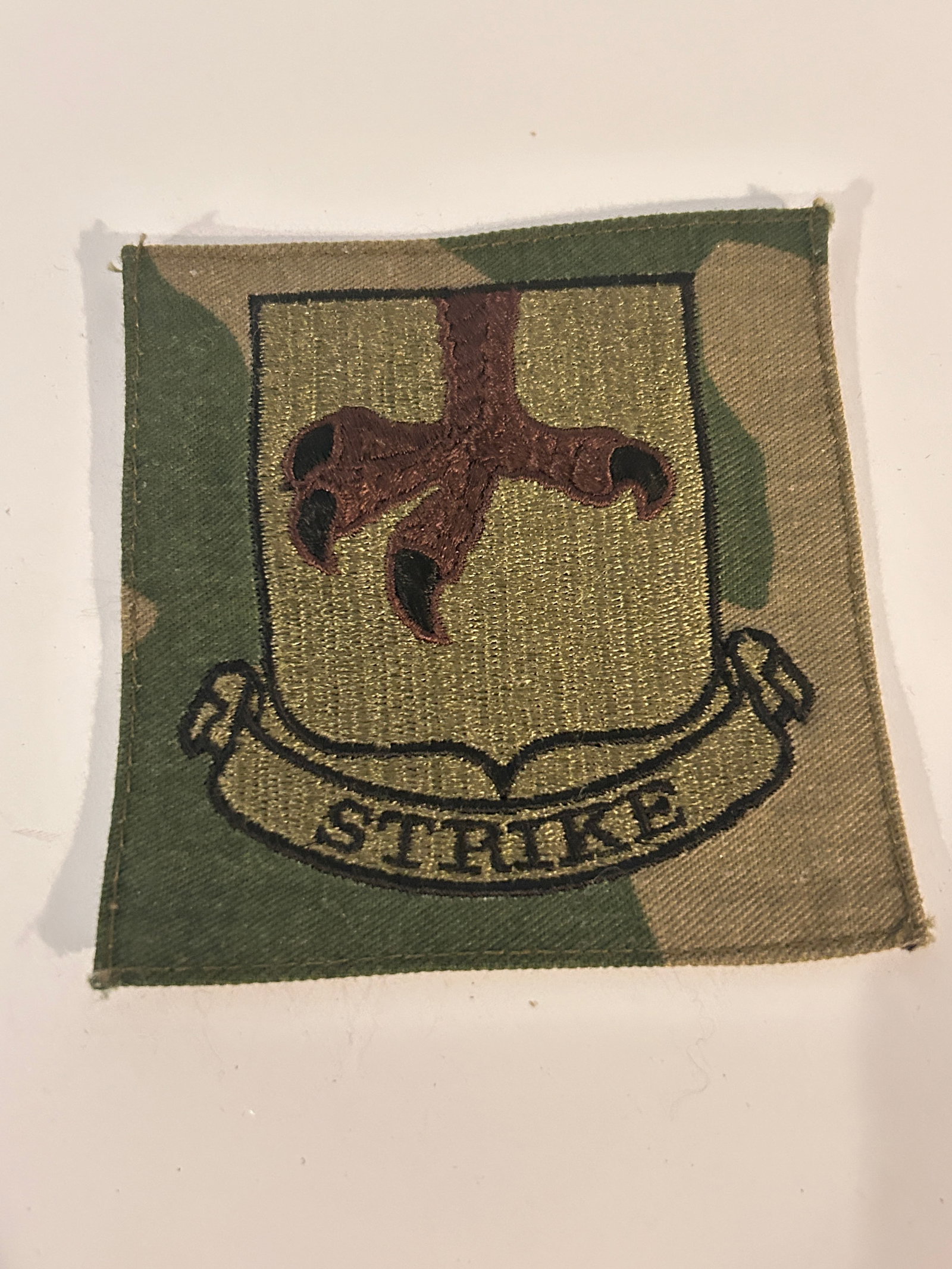 502nd Infantry Strike Patch: 502nd Infantry Strike Patch Please view all photos as they are part of the description and condition of this Item, Feel free to contact me with questions or picture requests! Used Item AS IS