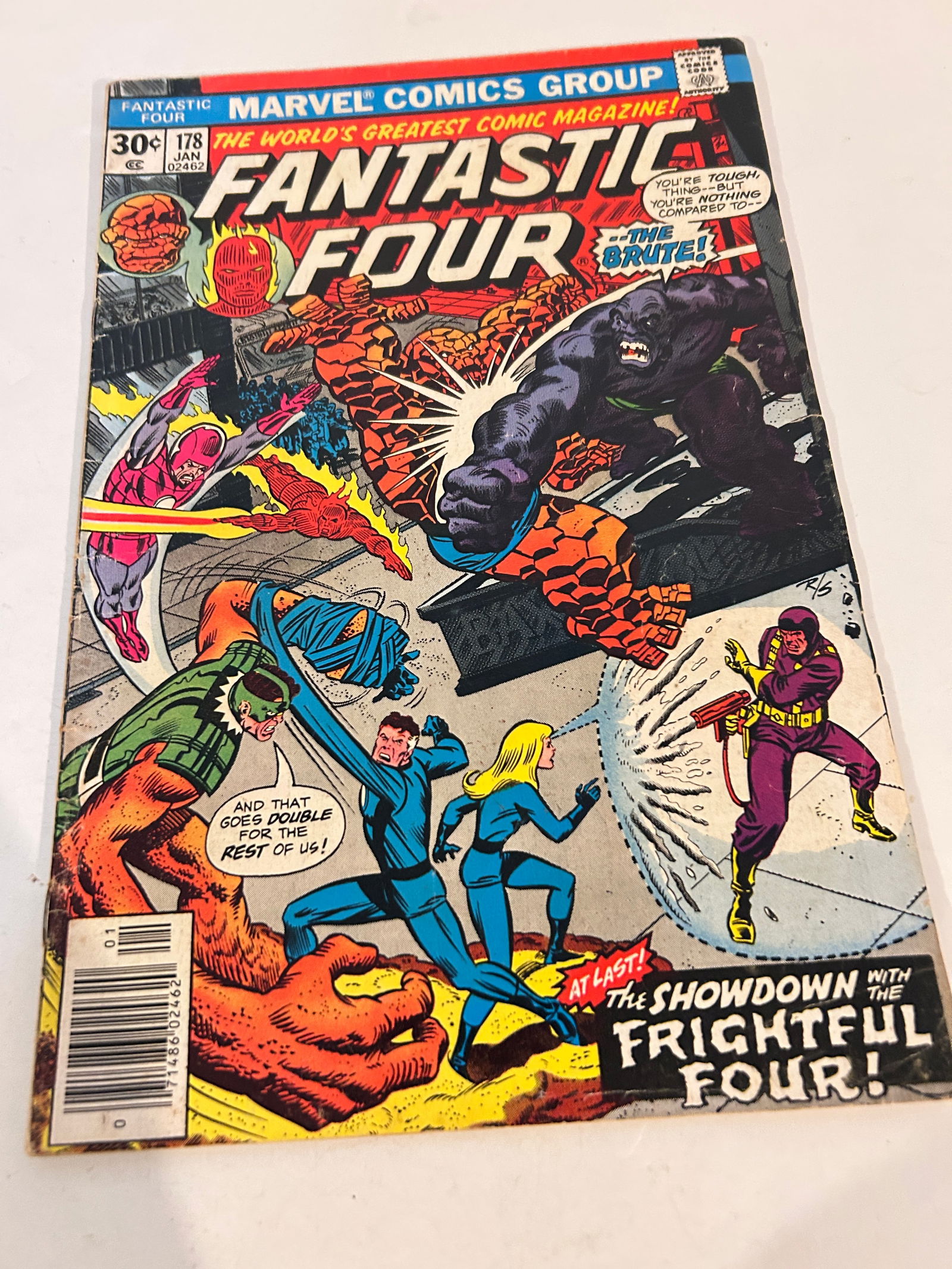 Vintage Comic Book Fantastic Four # 178: Vintage Comic Book Fantastic Four # 178 Please view all photos as they are part of the description and condition of this Item, Feel free to contact me with questions or picture requests! Used Item AS