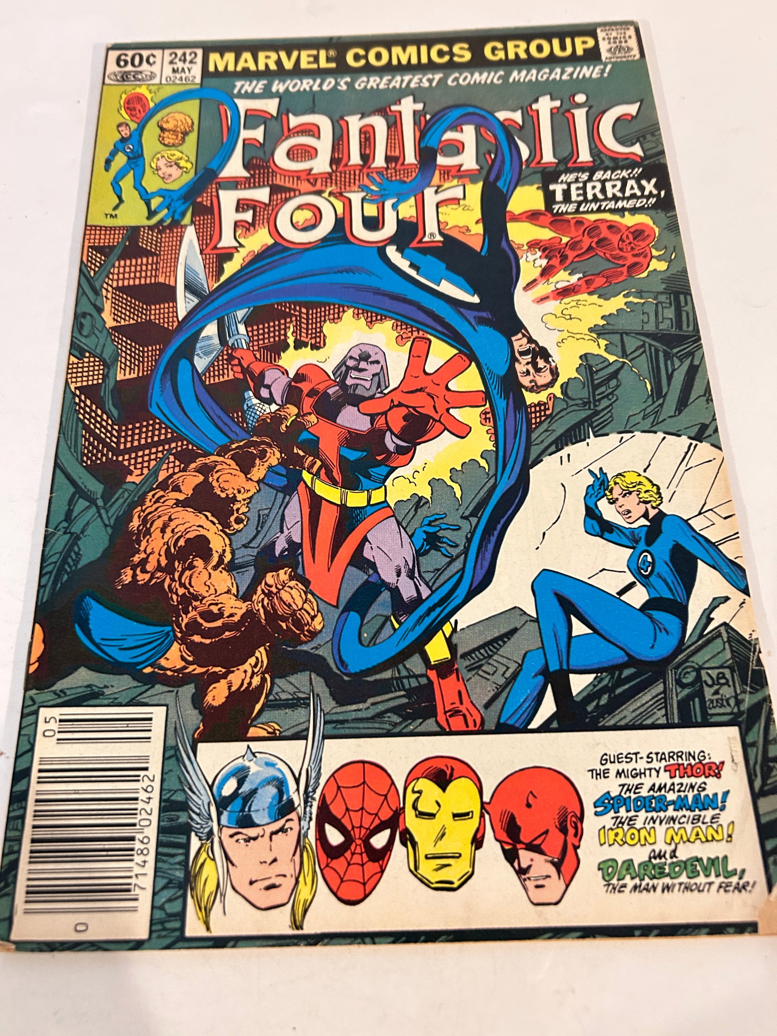 Vintage Comic Book Fantastic Four # 242: Vintage Comic Book Fantastic Four # 242 Please view all photos as they are part of the description and condition of this Item, Feel free to contact me with questions or picture requests! Used Item AS