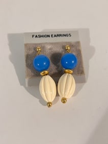 Vintage Fasion Earrings