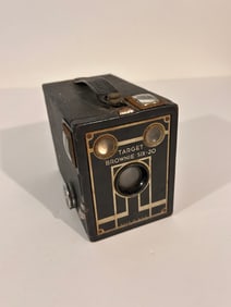 Kodak Target Brownie Six-20 Box Camera USA Vintage 1940s Untested