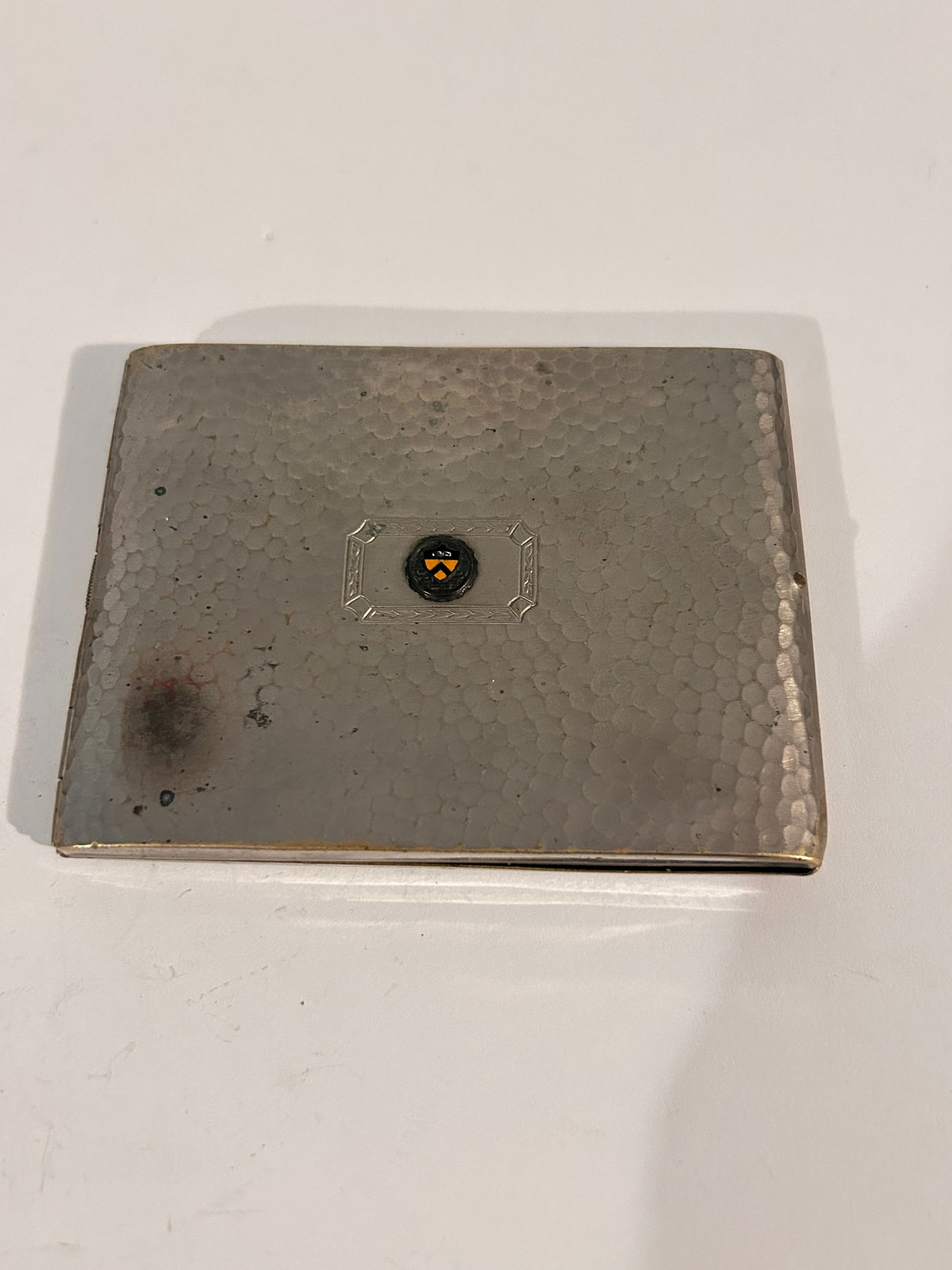 vintage silver hammered cigarette or card case with a gold-washed interior and an enamel crest: vintage silver hammered cigarette or card case with a gold-washed interior and an enamel crest Please view all photos as they are part of the description and condition of this Item, Feel free to conta