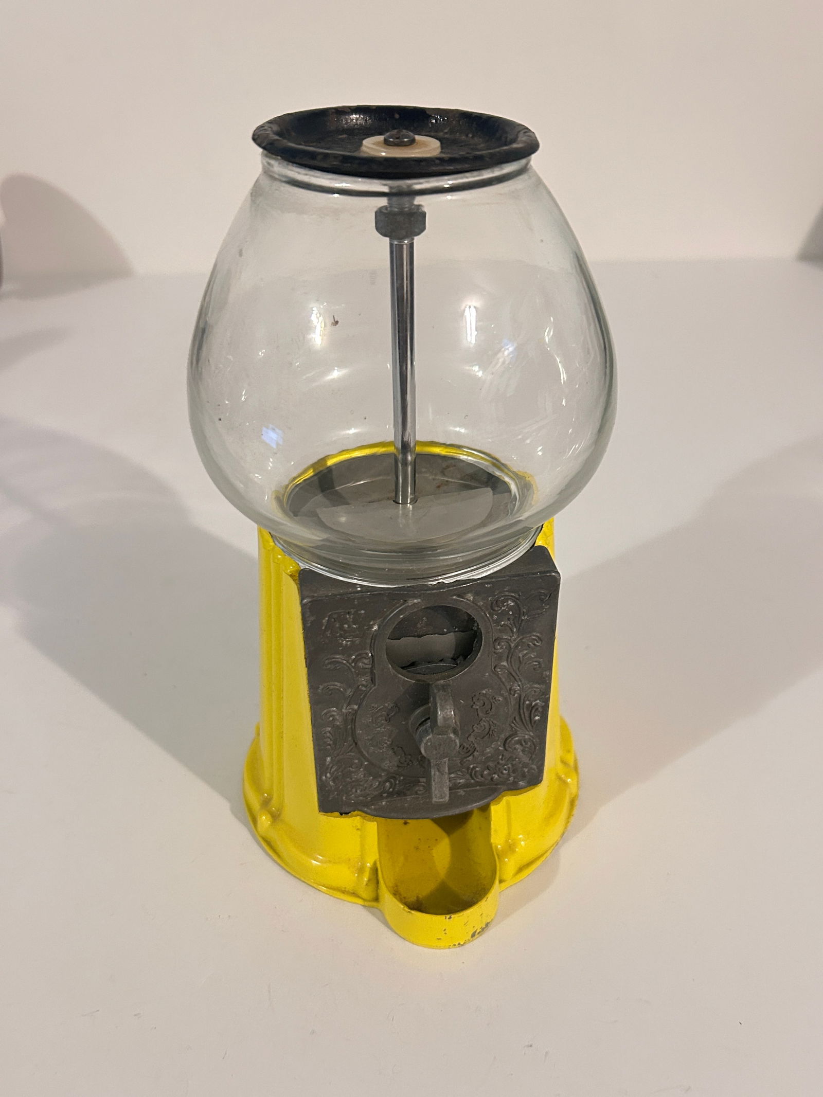 Vintage Candy Dispenser Mini Vending Machine Bubble Gum Gumball Bank Nuts Kids Food (1 of 4)