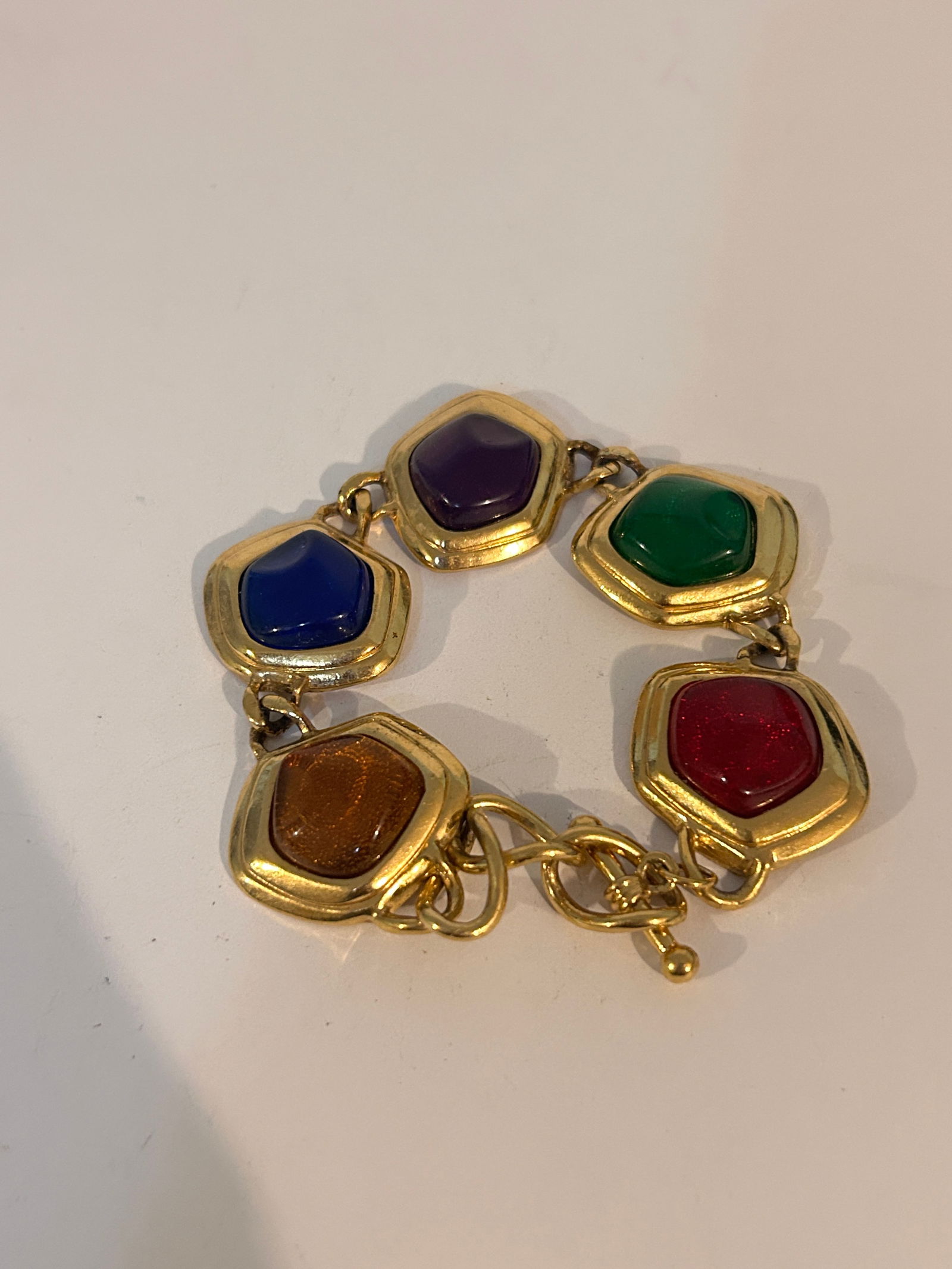 Vintage Avon KJL Kenneth Jay Lane Cabochon Stones Multicolored Link Bracelet 8": Vintage Avon KJL Kenneth Jay Lane Cabochon Stones Multicolored Link Bracelet 8" Please view all photos as they are part of the description and condition of this Item, Feel free to contact me with ques