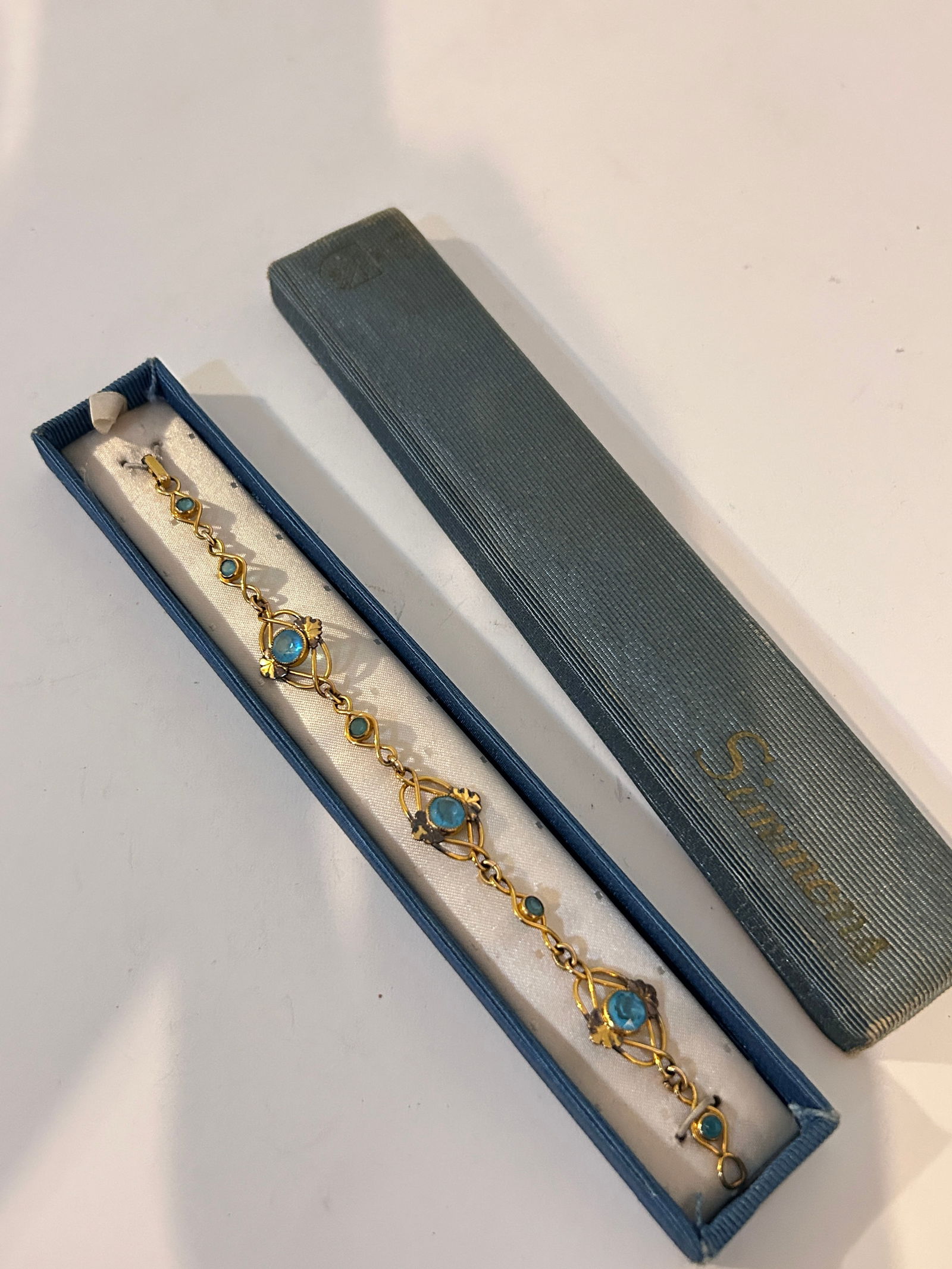 Simmons Vintage Art Deco Gold Filled Glass Faux Blue Sapphire Bracelet 6.5" (1 of 5)
