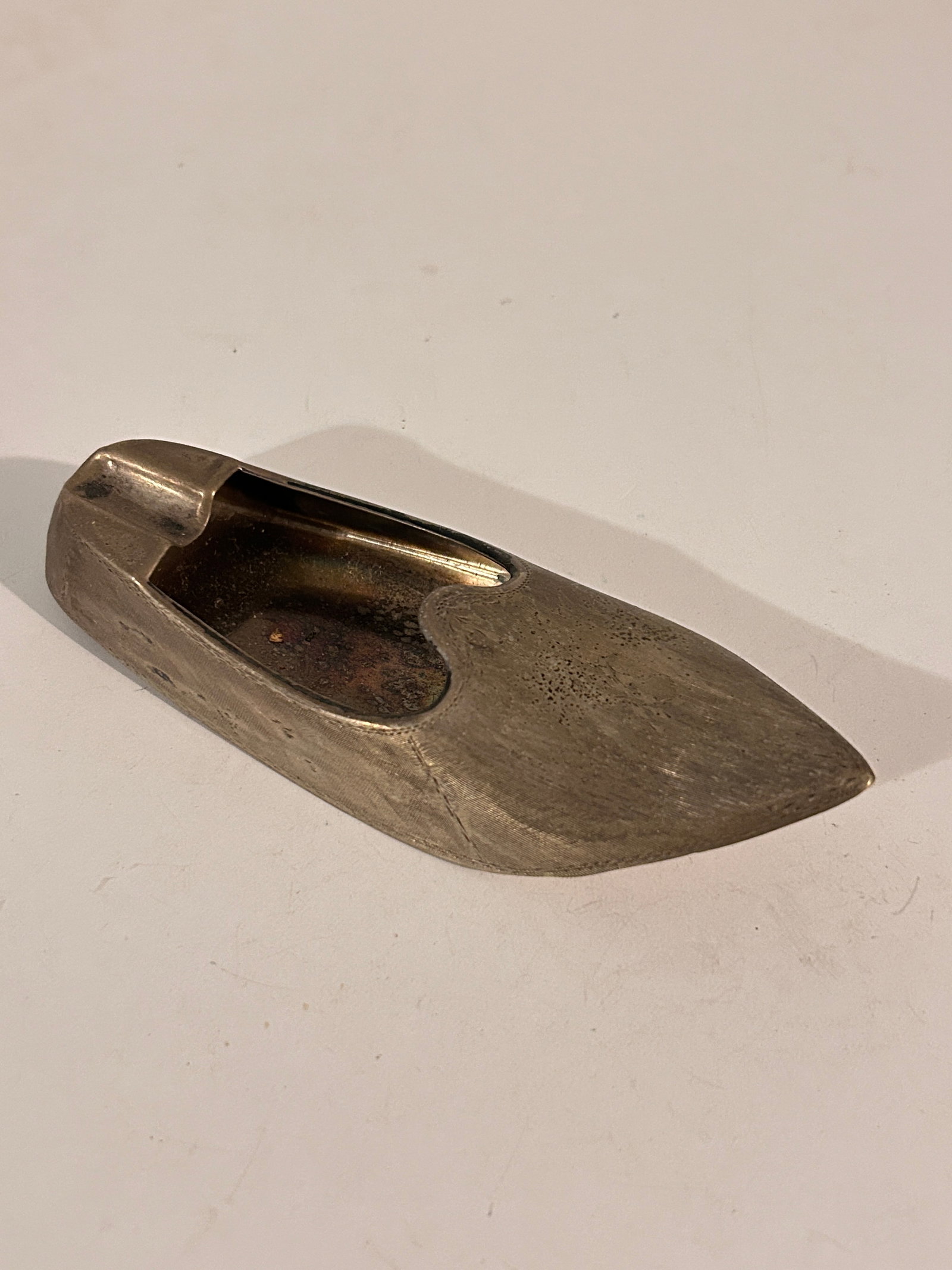 Vintage Shoe Ashtray 6": Vintage Shoe Ashtray 6" Please view all photos as they are part of the description and condition of this Item, Feel free to contact me with questions or picture requests! Used Item AS IS