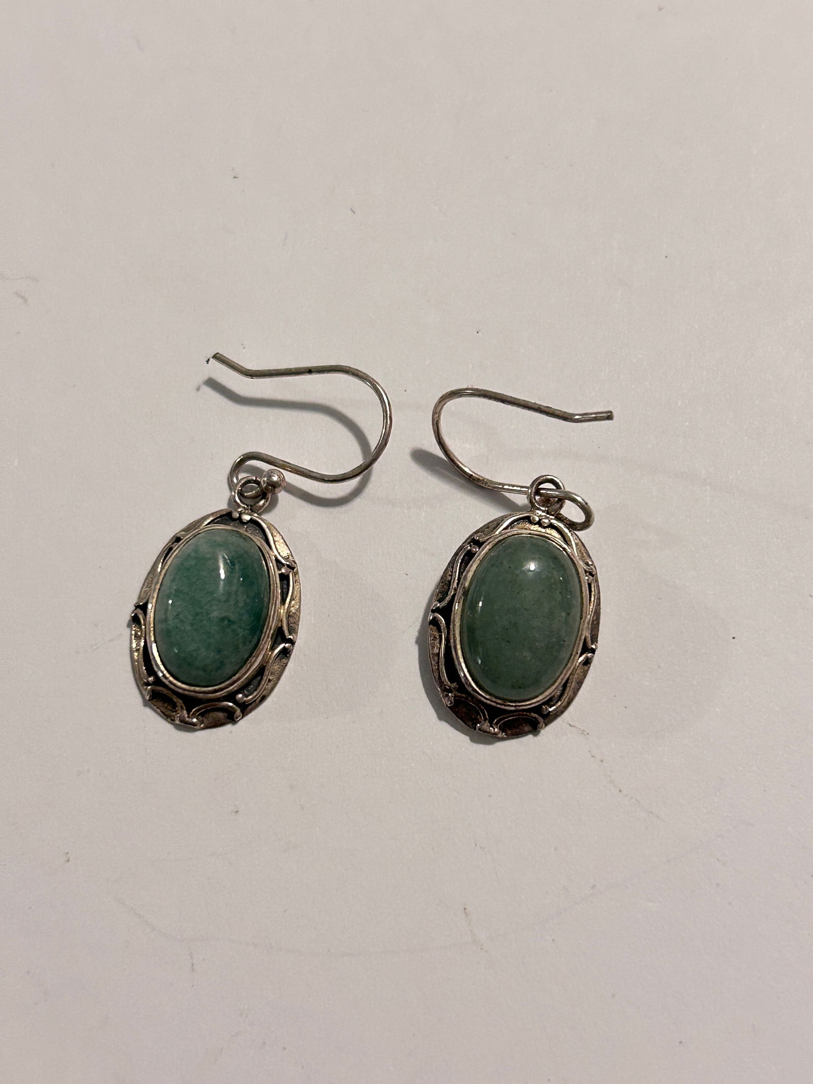 Vintage Sterling Silver tested Jade Earrings: Vintage Sterling Silver tested Jade Earrings Please view all photos as they are part of the description and condition of this Item, Feel free to contact me with questions or picture requests! Used Ite