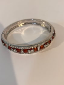 Vintage Silvertone enamel hinged Bracelet 7"