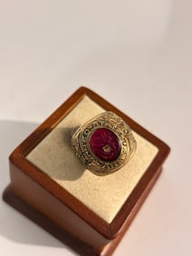 United States Air Force Eagle Red Stone Ring Sz 8 18K.T. H.G.E.