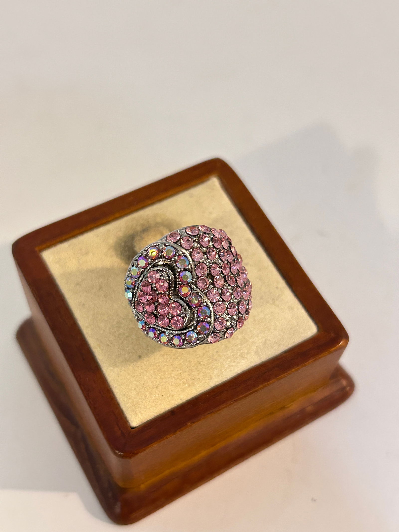 Vintage herat rhinestone Custom Ring 8 (1 of 4)