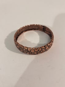Vintage copper tone hinged Bracelet 8"