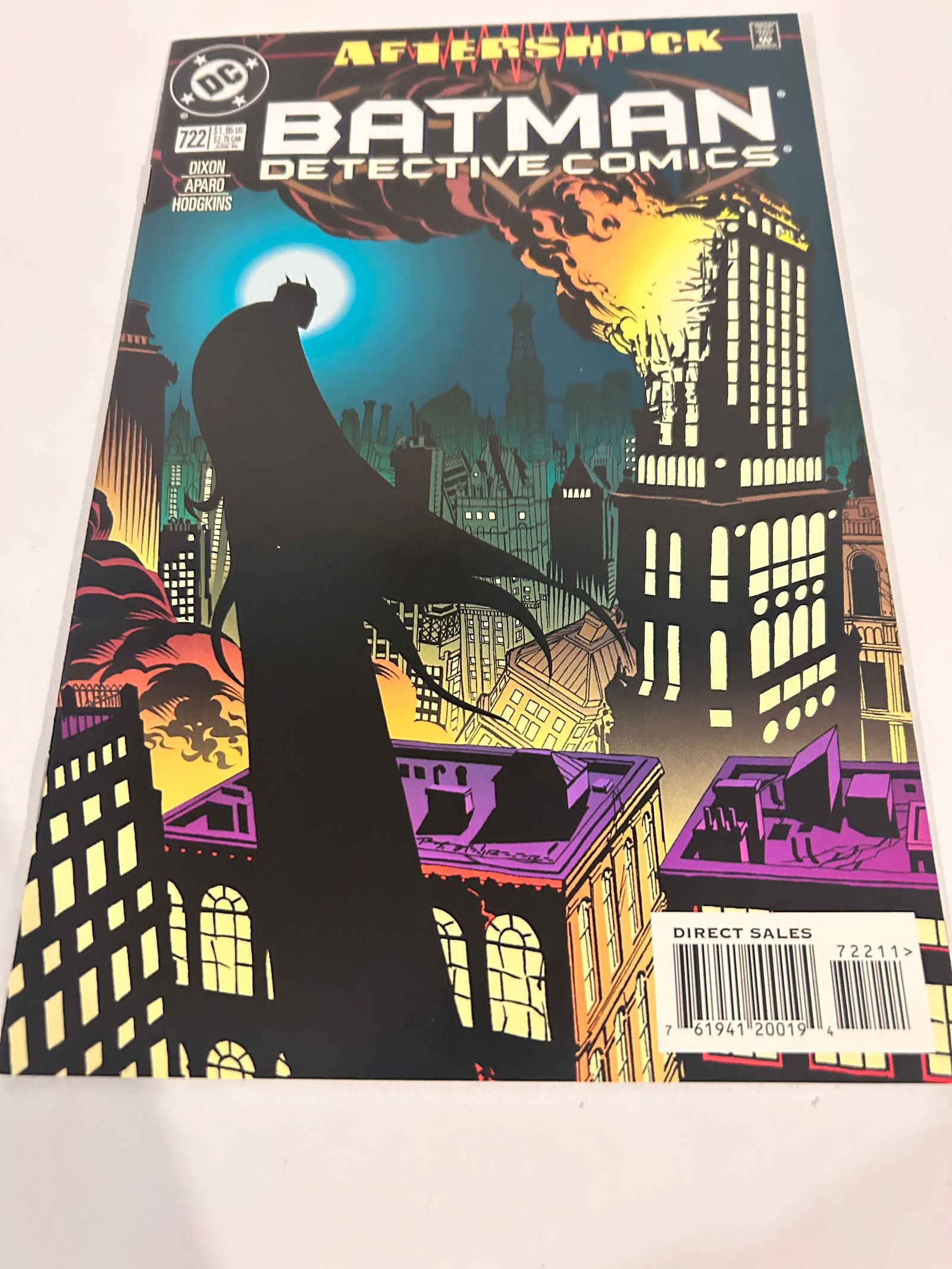 Vintage Comic Book Detective Comics Batman # 722 (1 of 3)