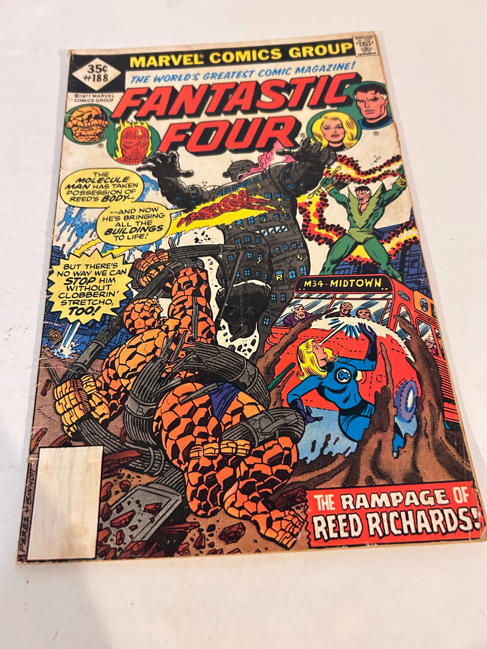 Vintage Comic Book Fantastic Four # 188: Vintage Comic Book Fantastic Four # 188 Please view all photos as they are part of the description and condition of this Item, Feel free to contact me with questions or picture requests! Used Item AS 