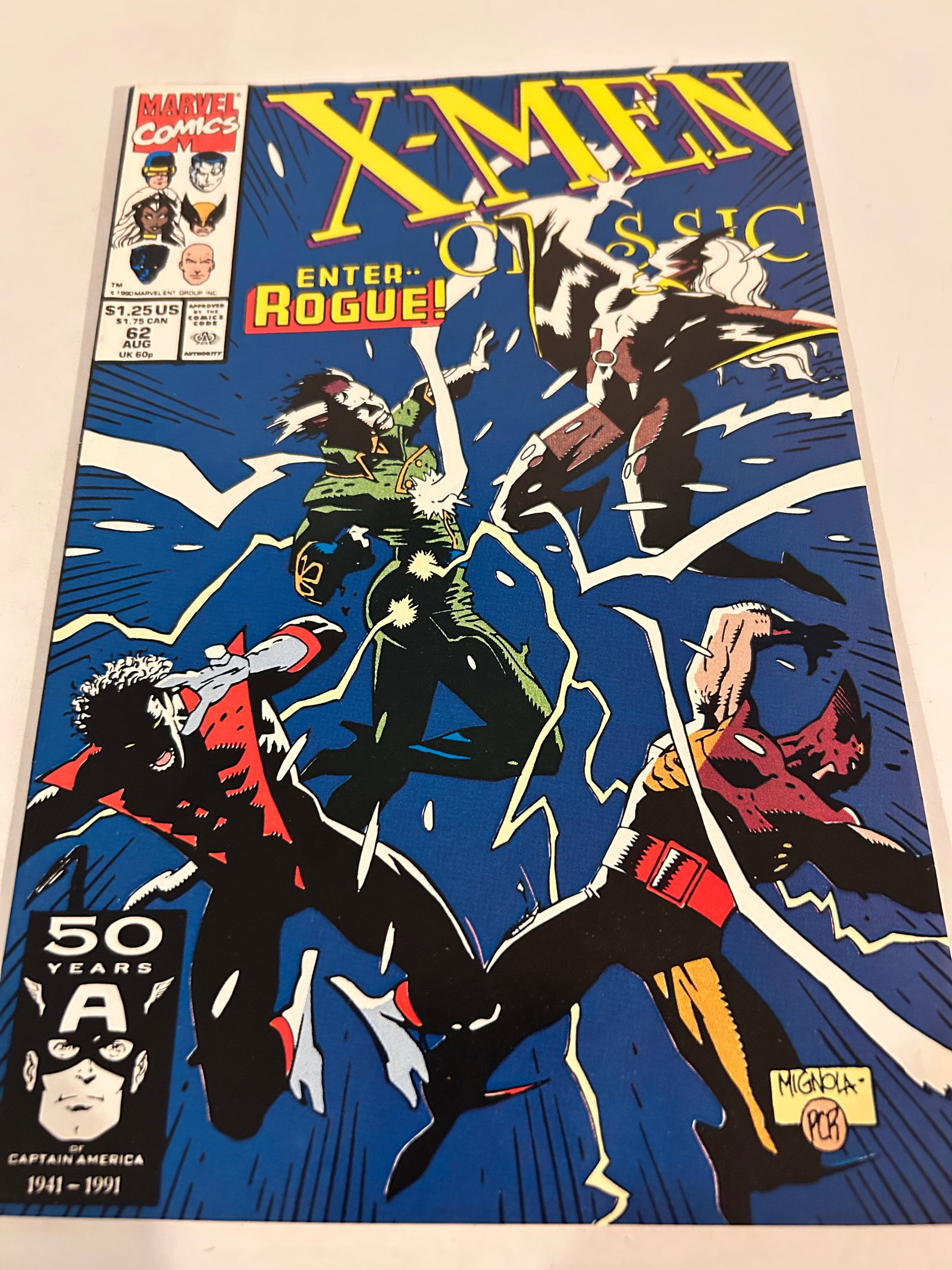 Vintage Comic Book Classic X-Men # 62: Vintage Comic Book Classic X-Men # 62 Please view all photos as they are part of the description and condition of this Item, Feel free to contact me with questions or picture requests! Used Item AS IS