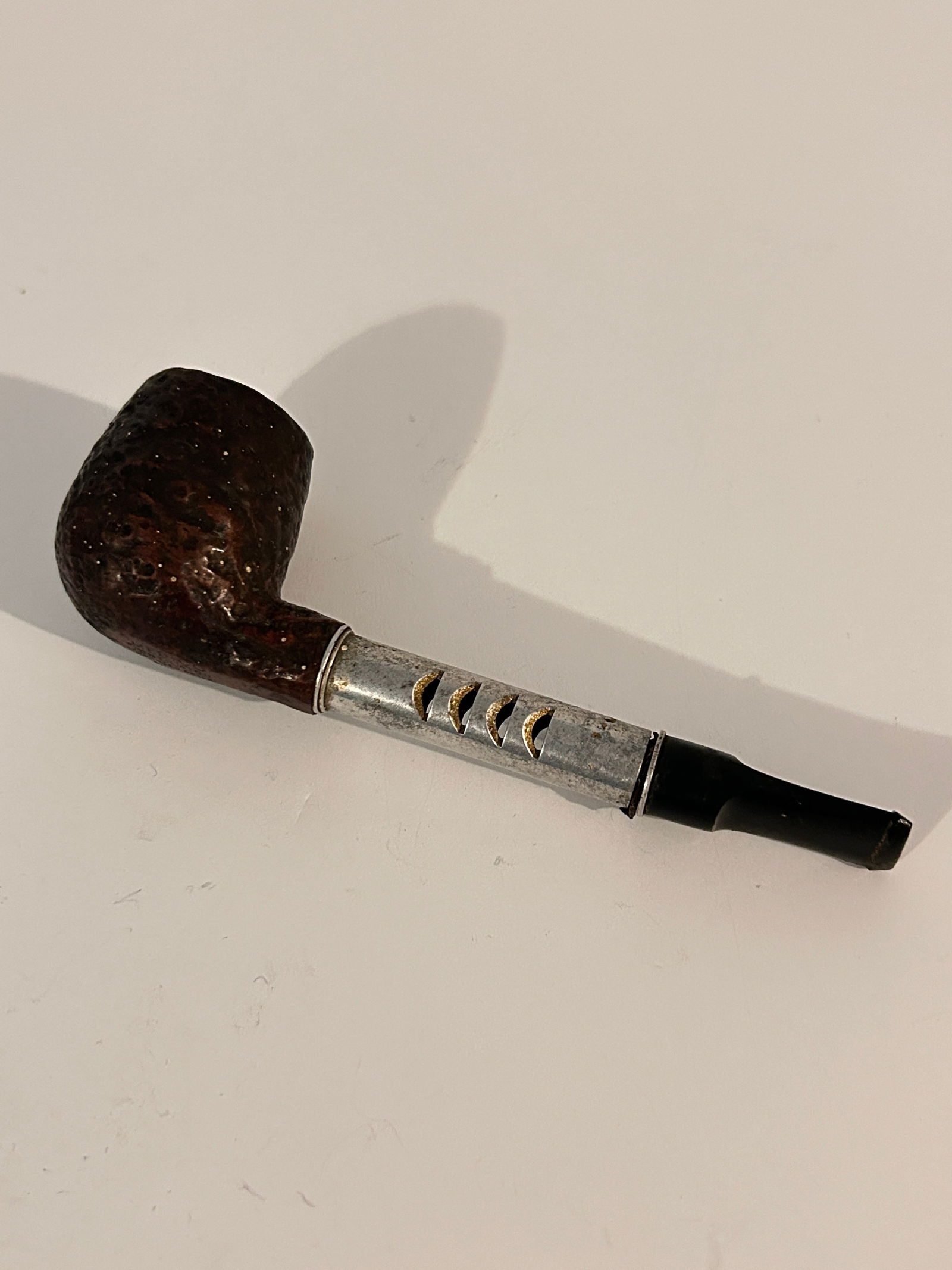 Vintage MEDICO Ventilator Imported Briar Tobacco Smoking Pipe (1 of 6)
