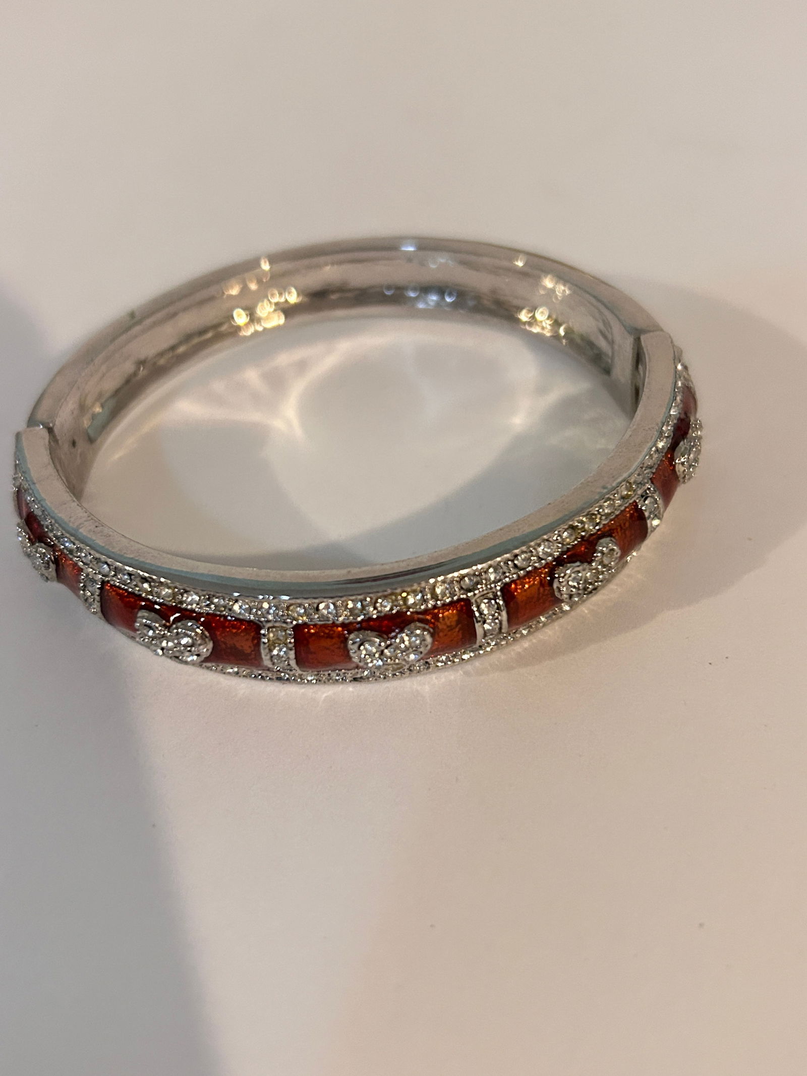 Vintage Silvertone enamel hinged Bracelet 7" (1 of 3)