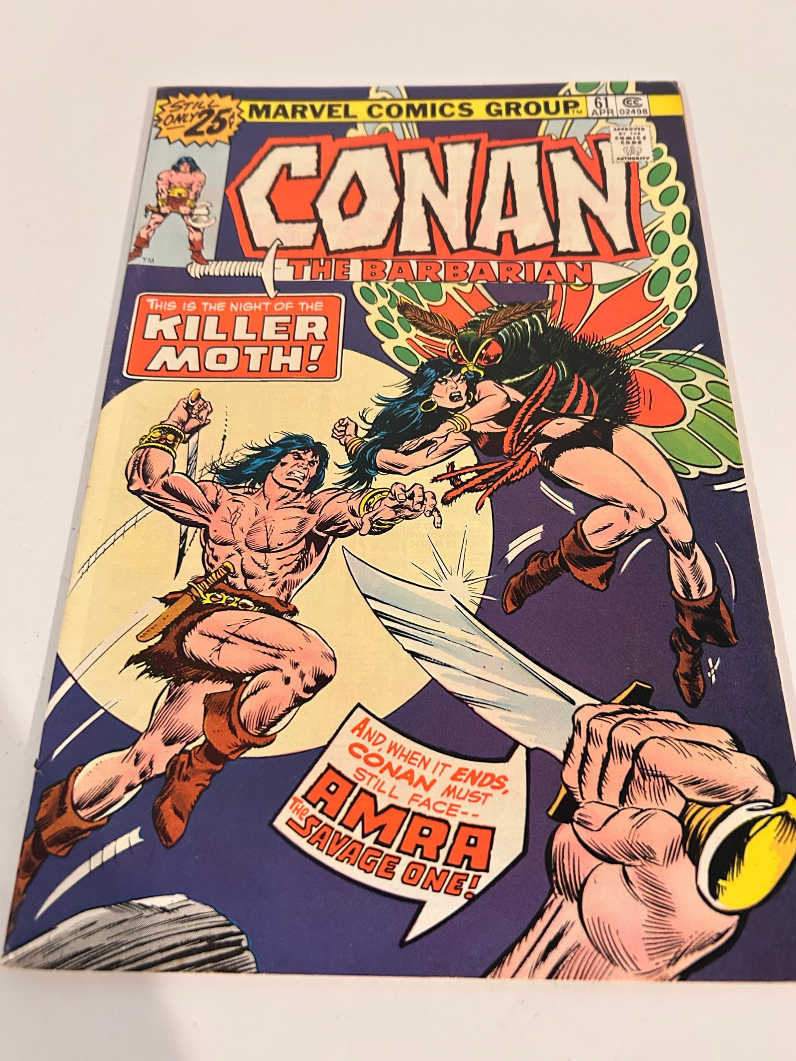 Vintage Comic Book Conan the Barbarian # 61: Vintage Comic Book Conan the Barbarian # 61 Please view all photos as they are part of the description and condition of this Item, Feel free to contact me with questions or picture requests! Used Item