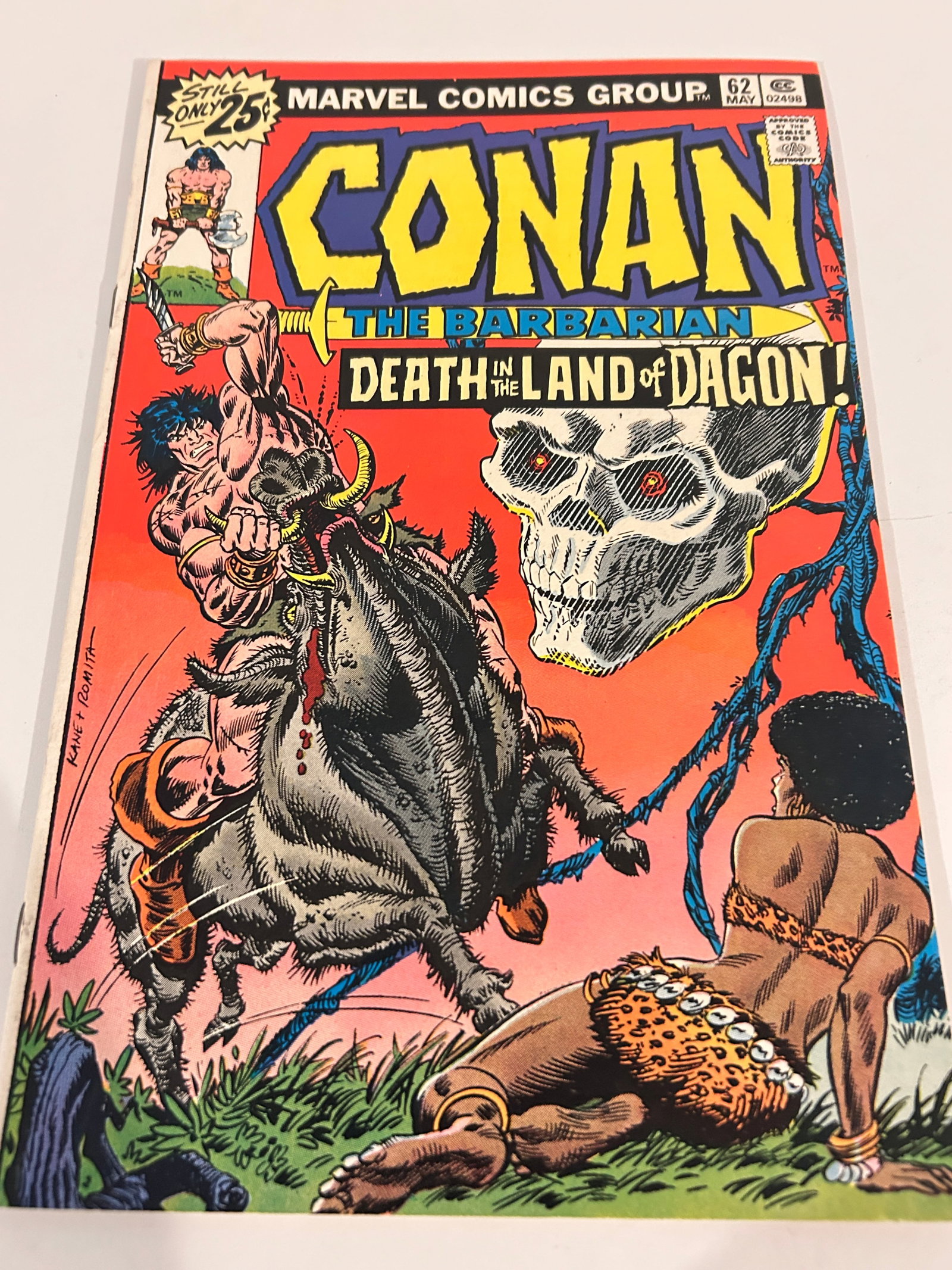 Vintage Comic Book Conan the Barbarian # 62: Vintage Comic Book Conan the Barbarian # 62 Please view all photos as they are part of the description and condition of this Item, Feel free to contact me with questions or picture requests! Used Item