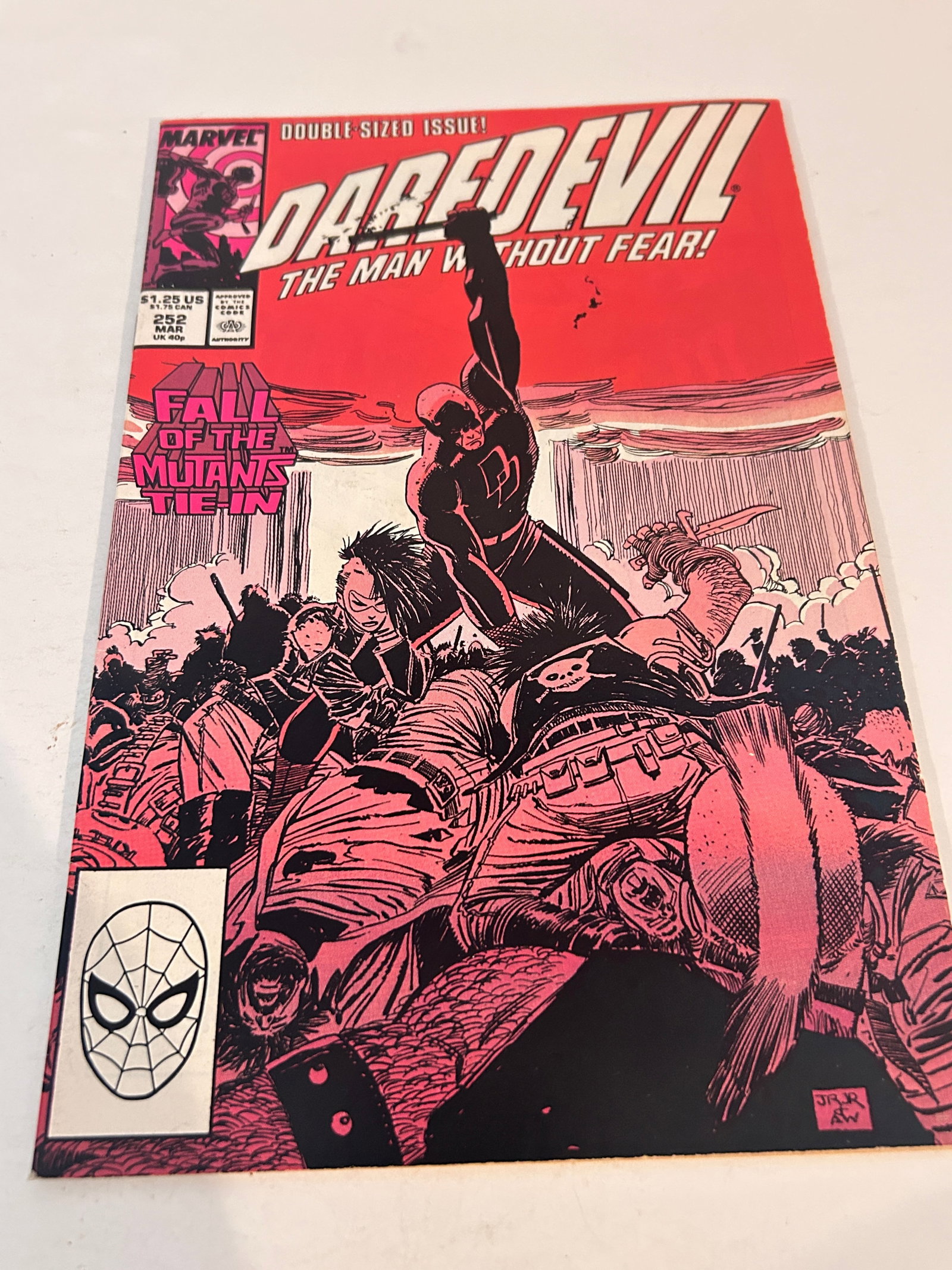 Vintage Comic Book Dardeville # 252: Vintage Comic Book Dardeville # 252 Please view all photos as they are part of the description and condition of this Item, Feel free to contact me with questions or picture requests! Used Item AS IS
