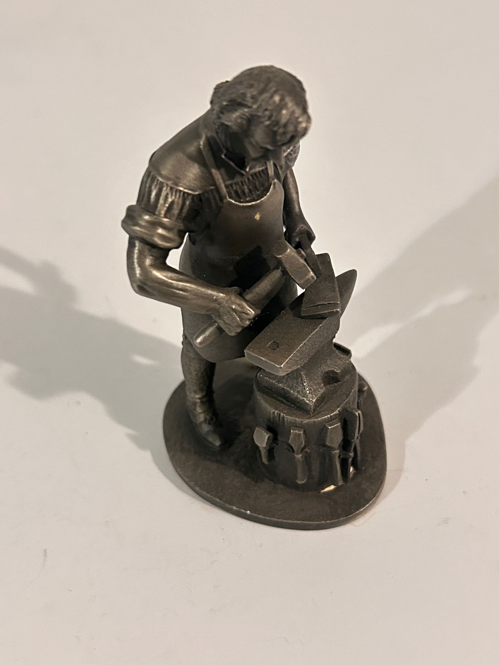 The Franklin Mint Vintage Pewter Figurine (1 of 5)