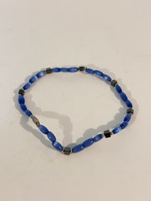 Vintage Blue bead Bracelet 8"