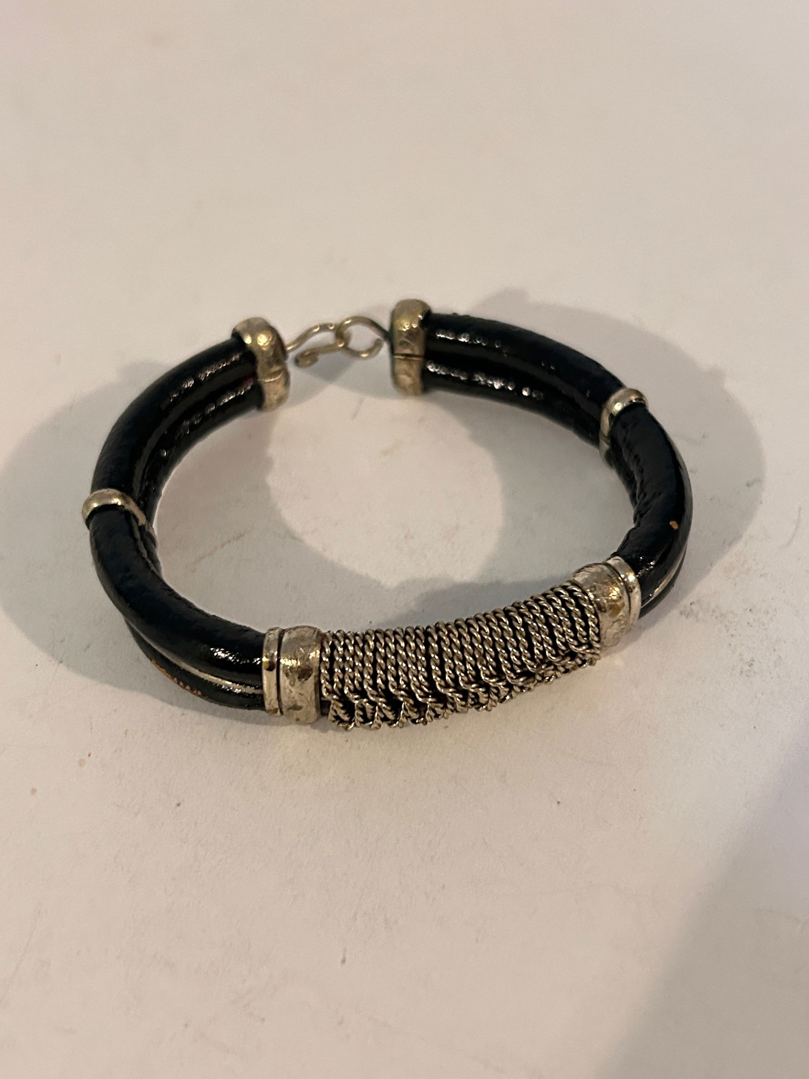 Vintage Black leather silver tone Bracelet 7" (1 of 4)