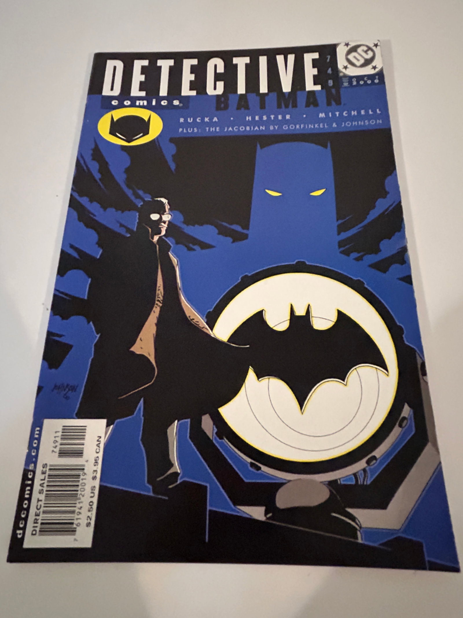 Vintage Comic Book Batman # 749: Vintage Comic Book Batman # 749 Please view all photos as they are part of the description and condition of this Item, Feel free to contact me with questions or picture requests! Used Item AS IS