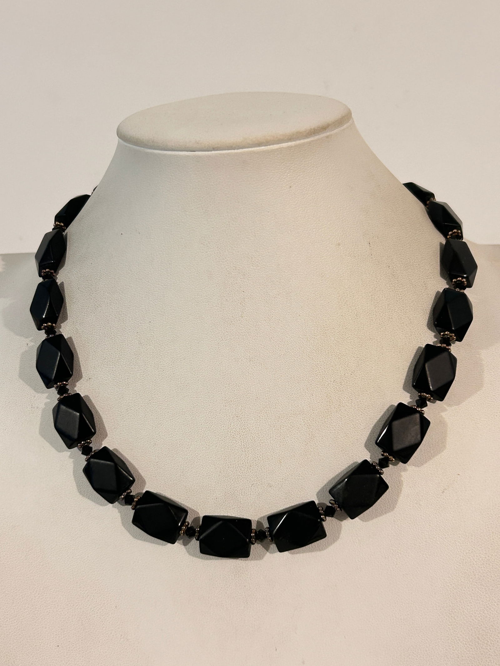 Vintage Sterling Silver Onyx Stone bead Necklace 17" (1 of 5)